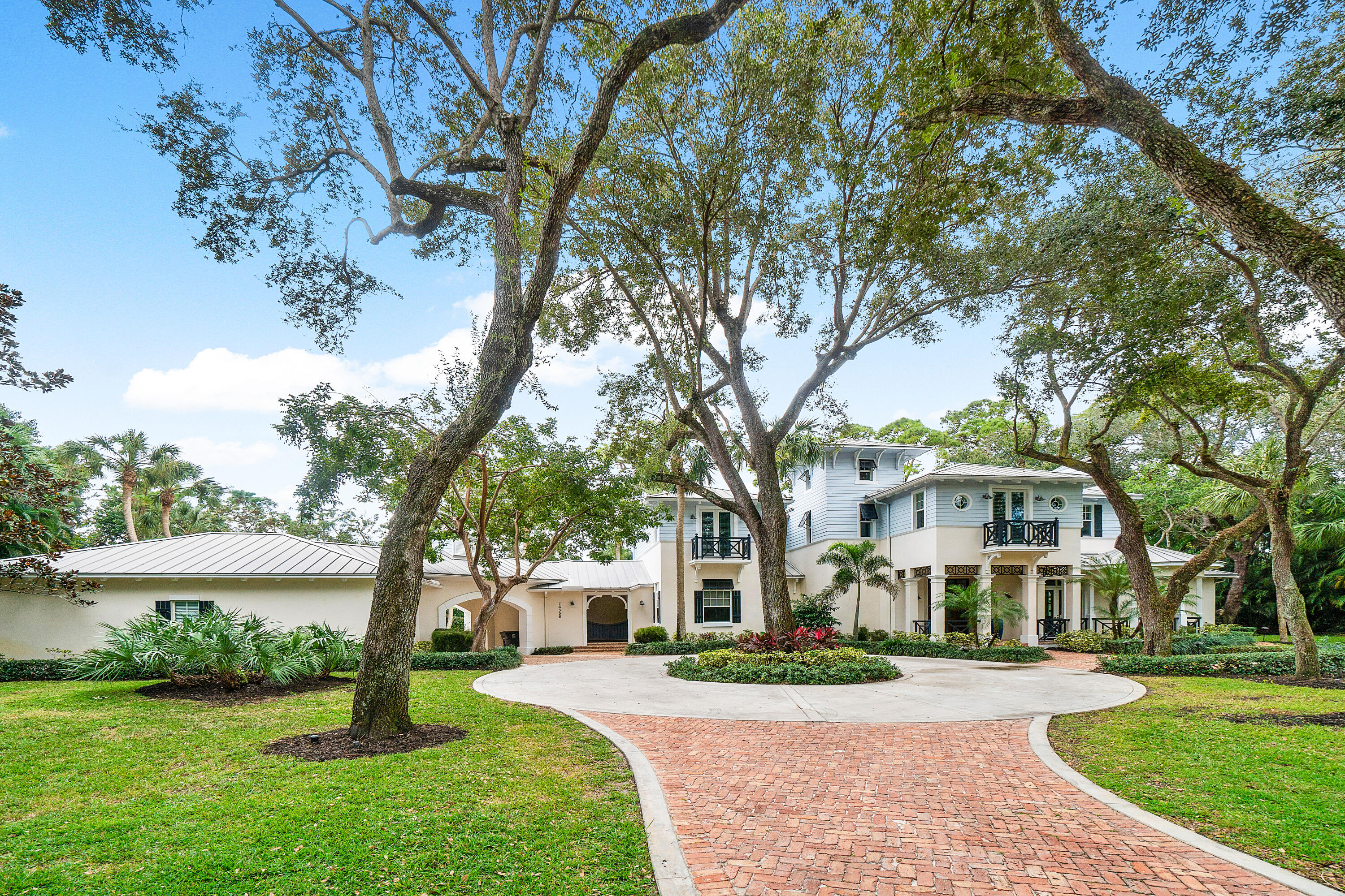 16356 Bridlewood Circle, Delray Beach, Palm Beach County, Florida - 6 Bedrooms  
5.5 Bathrooms - 