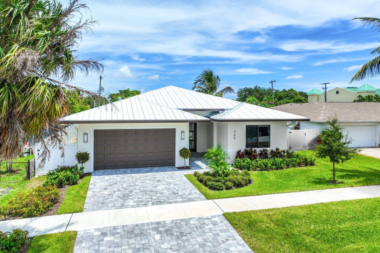 Photo 1 of 709 Nw 4th Street, Delray Beach, Florida, $1,200,000, Web #: 10997372