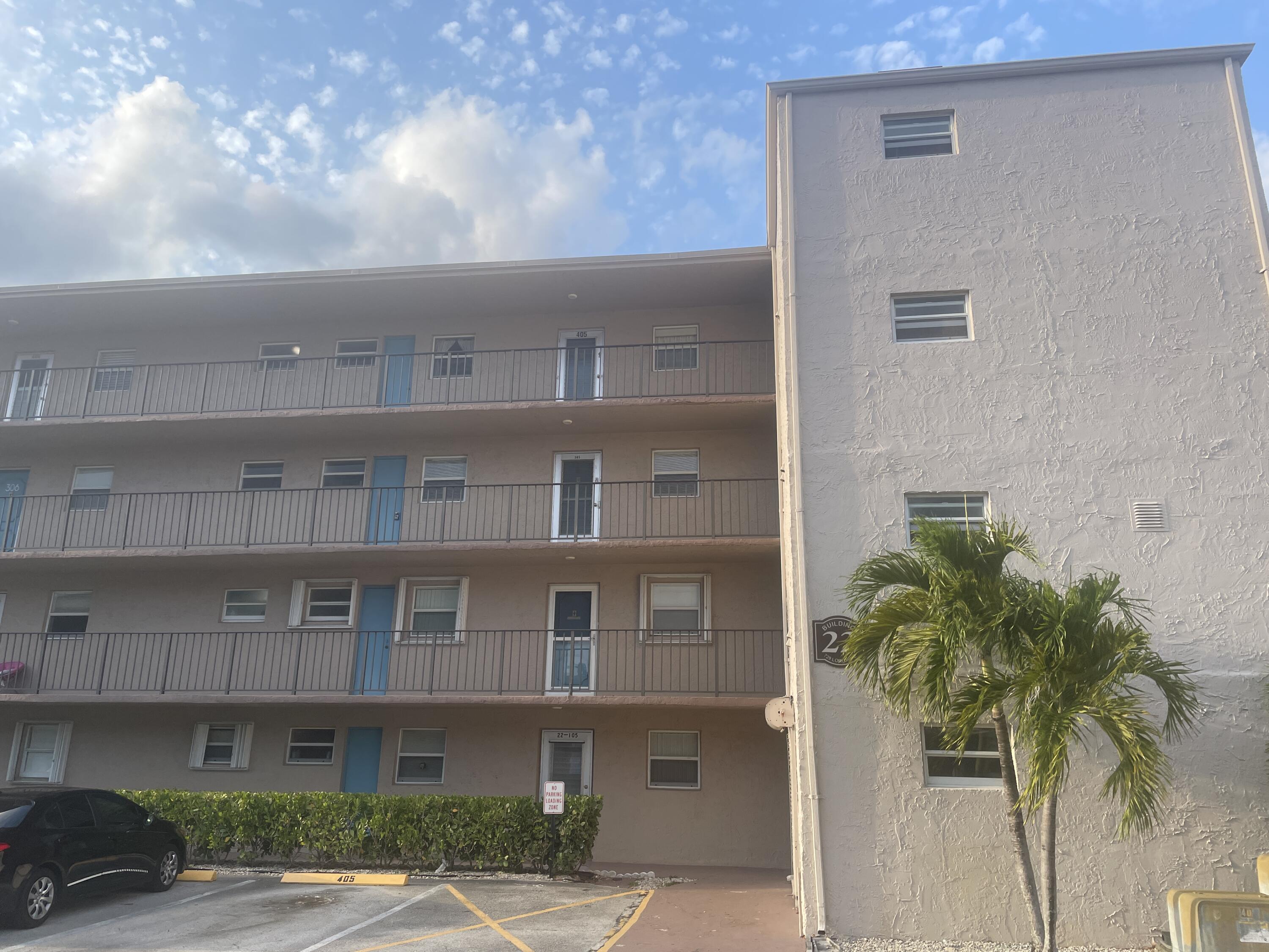 729 Lori Drive 406, Palm Springs, Miami-Dade County, Florida - 2 Bedrooms  
2 Bathrooms - 