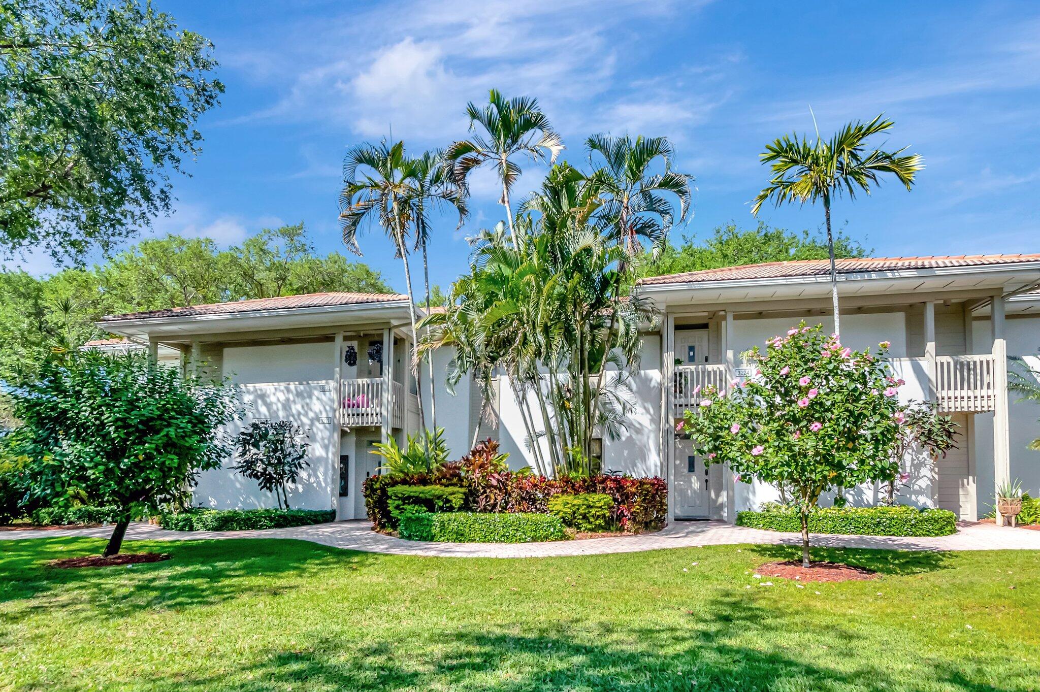 19897 W Boca West Drive 3222, Boca Raton, Palm Beach County, Florida - 2 Bedrooms  
2 Bathrooms - 