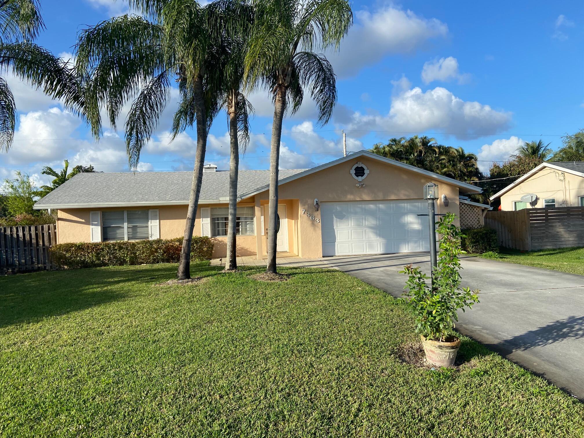 7363 Overlook Drive, Lake Worth, Palm Beach County, Florida - 3 Bedrooms  
2 Bathrooms - 