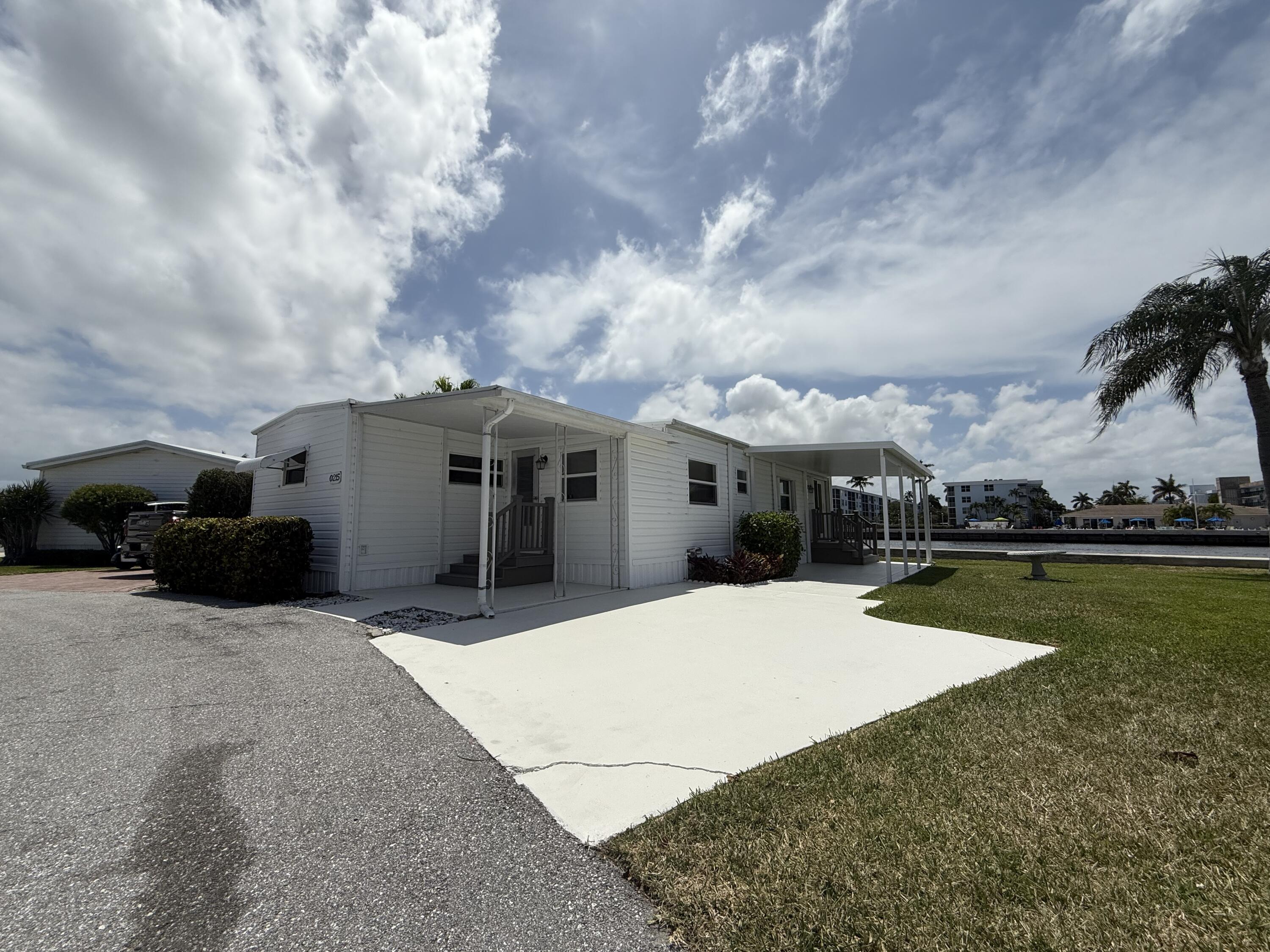 Property for Sale at 215 S Heron Drive O, Briny Breezes, Palm Beach County, Florida - Bedrooms: 2 
Bathrooms: 2  - $649,999