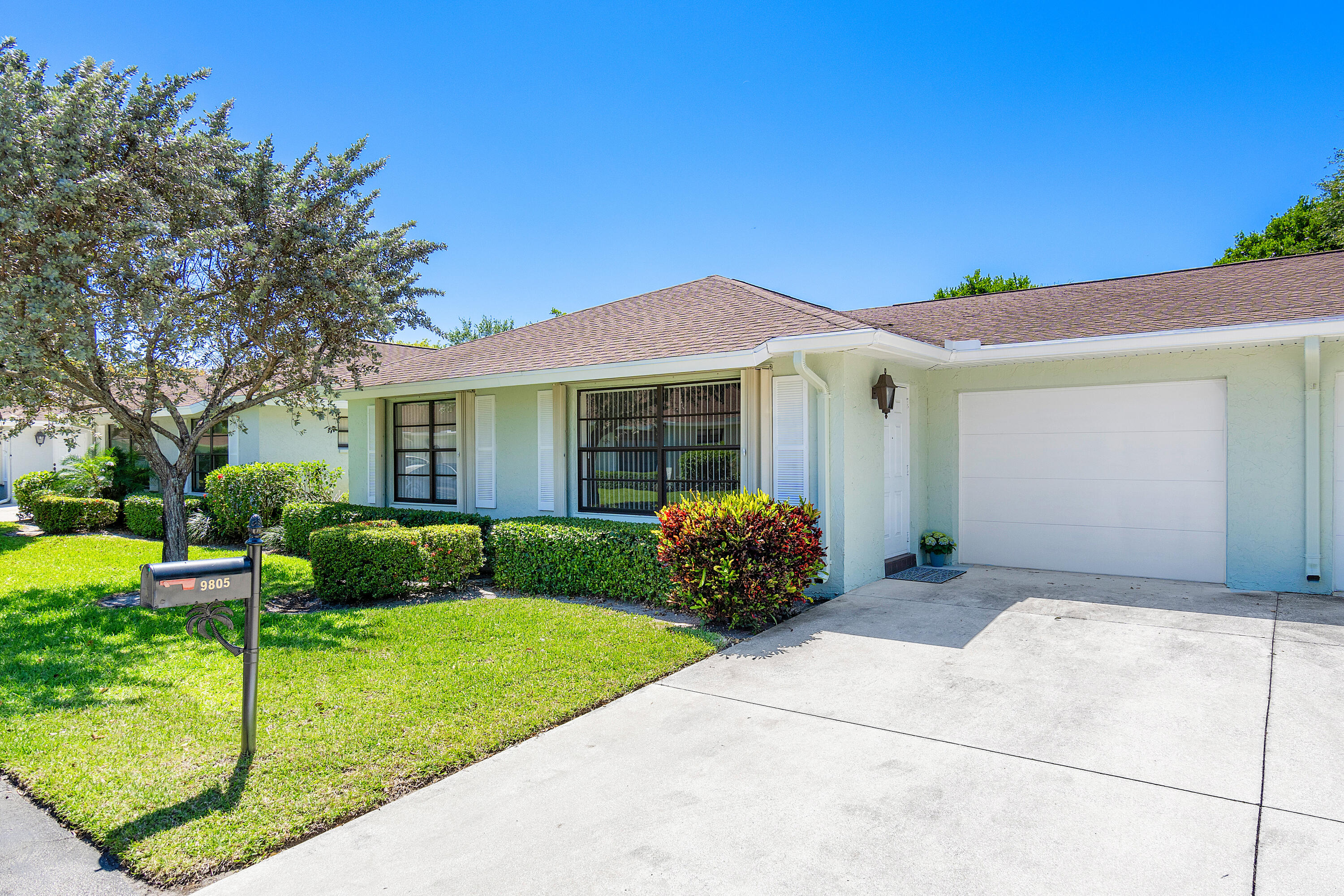 Property for Sale at 9805 Walnut Tree Way A, Boynton Beach, Palm Beach County, Florida - Bedrooms: 2 
Bathrooms: 2  - $262,500