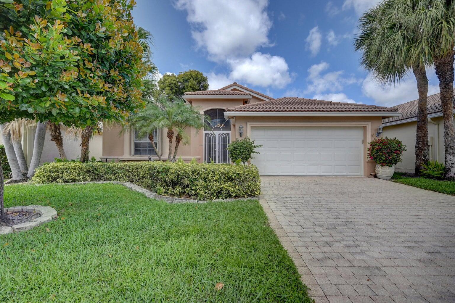 6523 Via Trento, Delray Beach, Palm Beach County, Florida - 3 Bedrooms  
2 Bathrooms - 