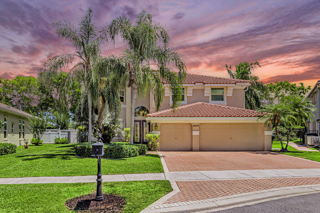 Property for Sale at 6644 Marbletree Lane, Lake Worth, Palm Beach County, Florida - Bedrooms: 4 
Bathrooms: 3  - $895,000
