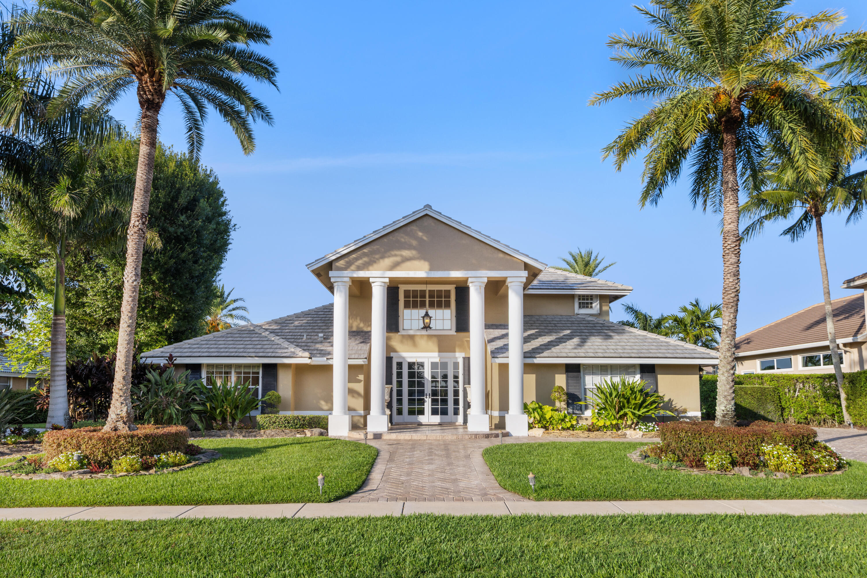 Property for Sale at 2144 Henley Place, Wellington, Palm Beach County, Florida - Bedrooms: 4 
Bathrooms: 3.5  - $1,999,900