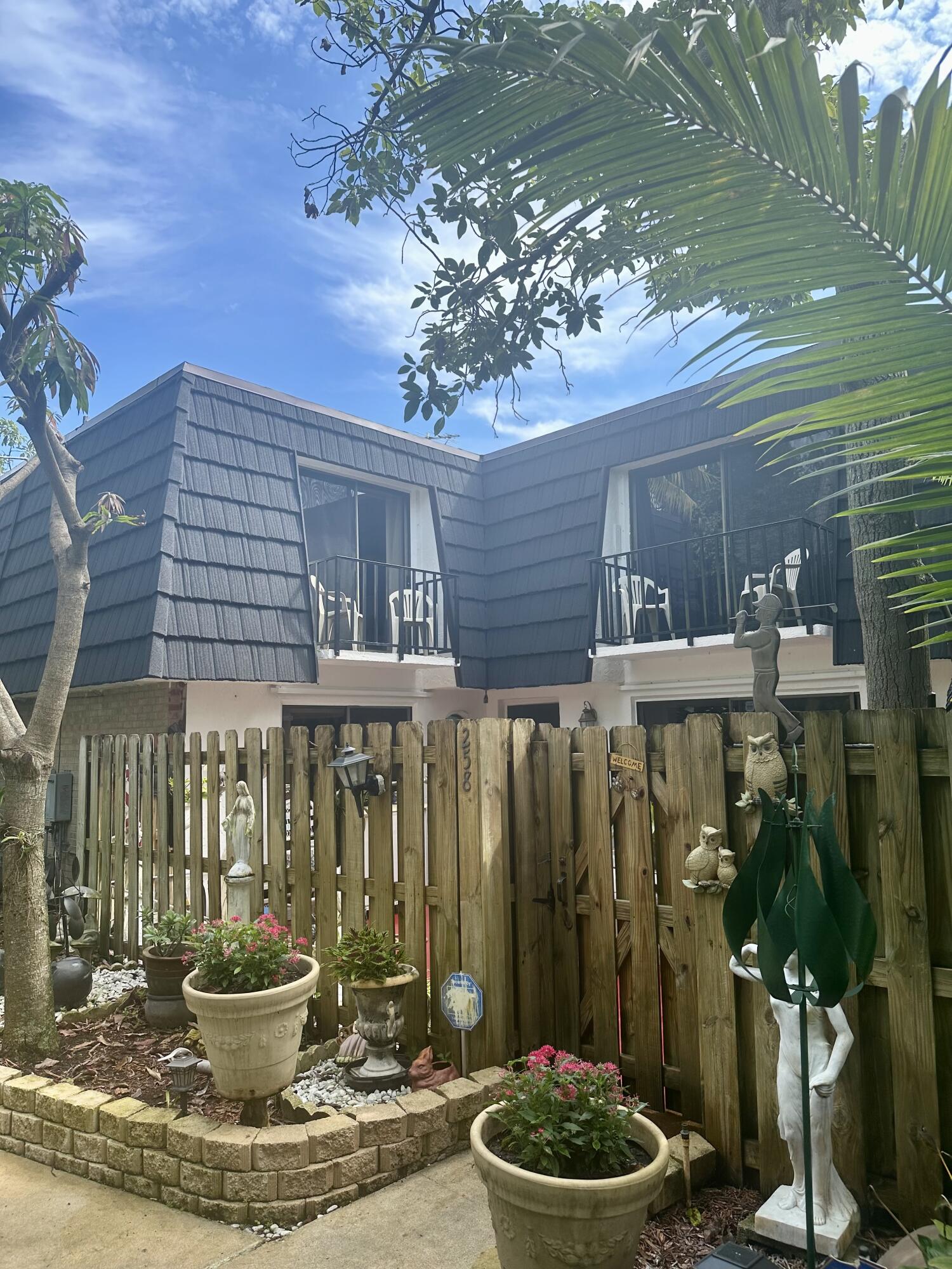 258 Woodland Road, Palm Springs, Miami-Dade County, Florida - 2 Bedrooms  
2 Bathrooms - 