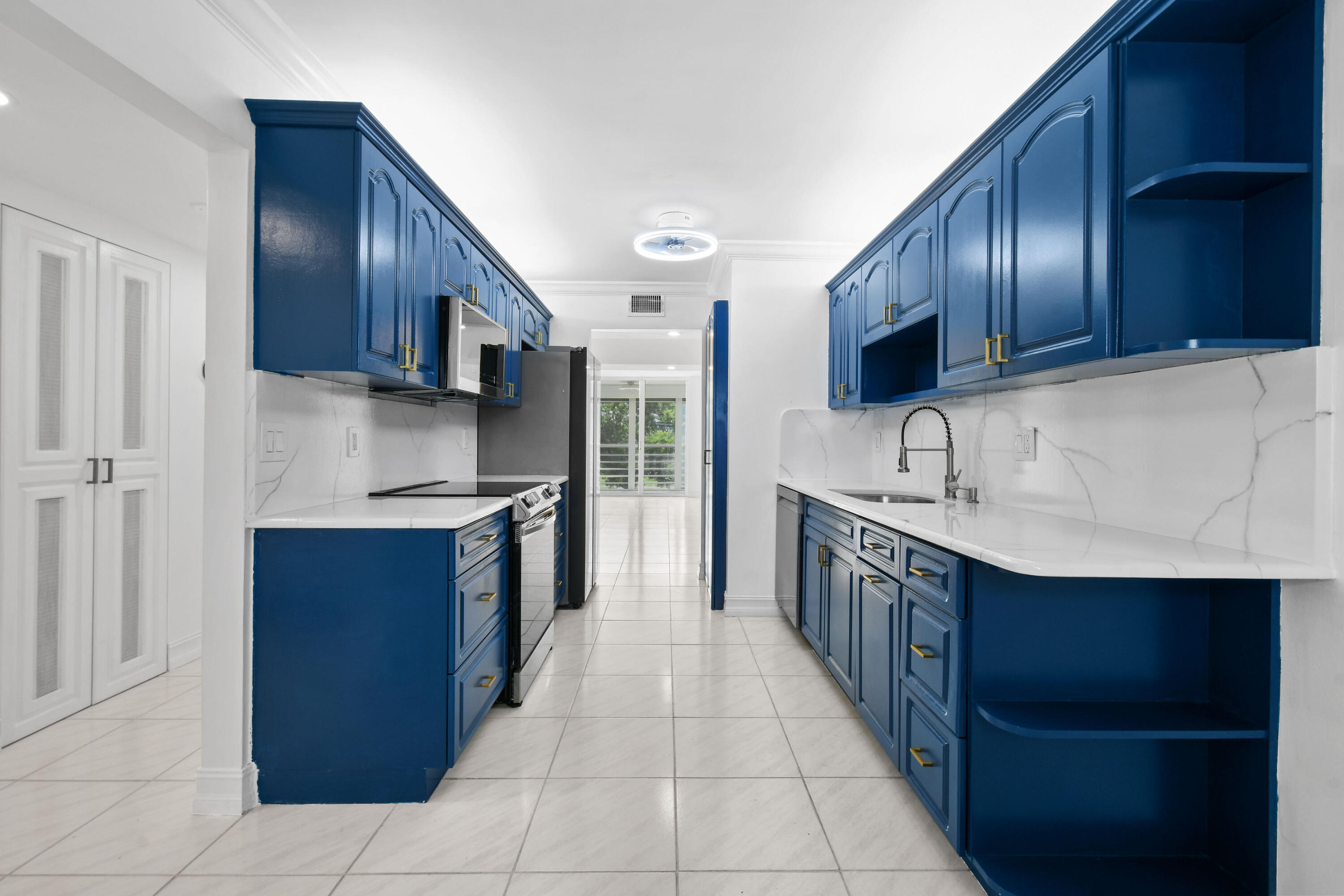 Property for Sale at 3286 Arcara Way 408, Lake Worth, Palm Beach County, Florida - Bedrooms: 2 
Bathrooms: 2  - $169,900