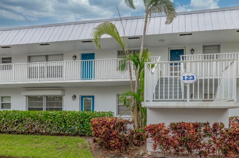 Photo of 2929 SE Ocean Boulevard #123-2, Stuart, FL 34996 (MLS # RX-11129205)