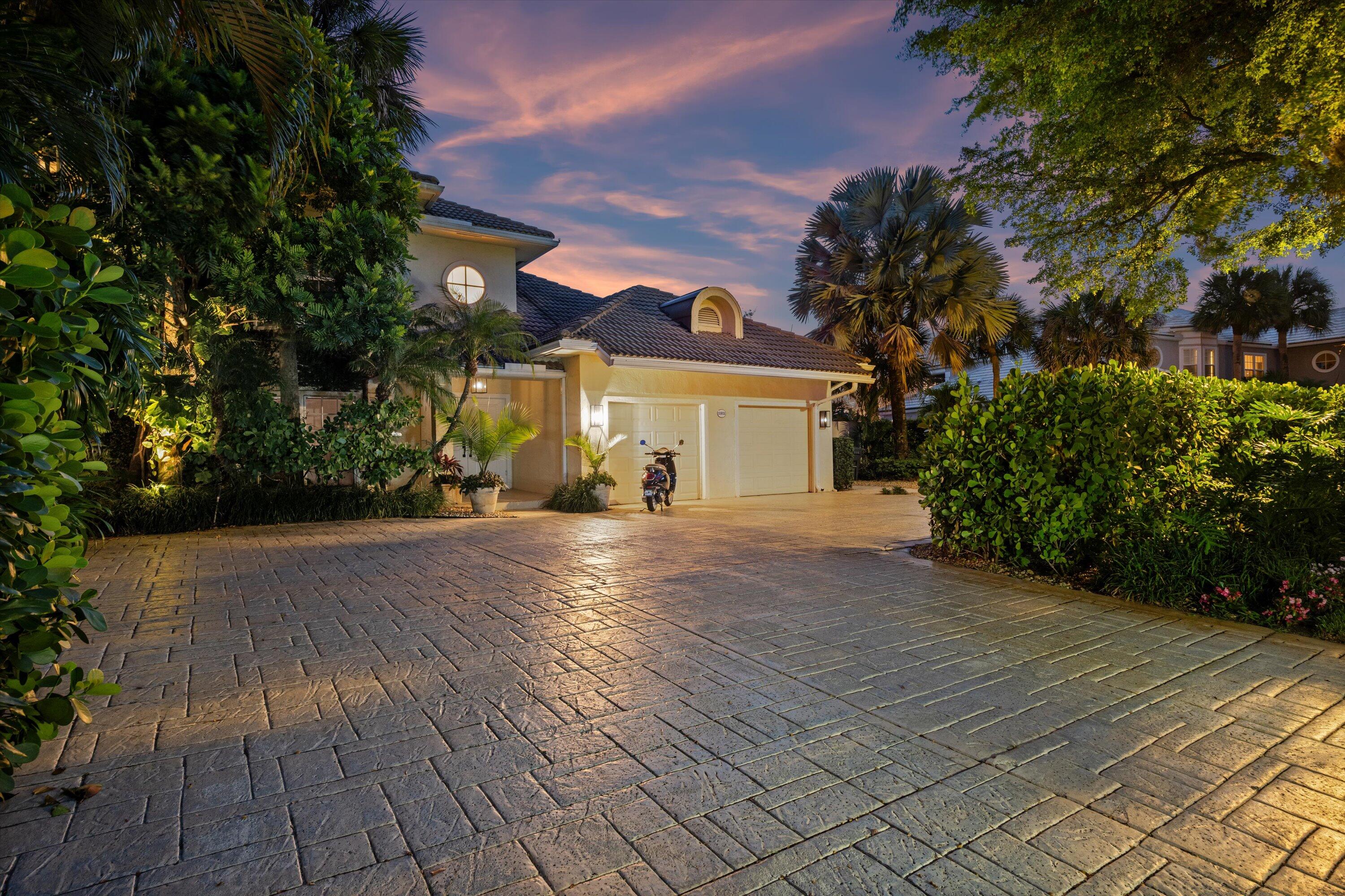 Property for Sale at 11851 Pebblewood Drive, Wellington, Palm Beach County, Florida - Bedrooms: 3 
Bathrooms: 3  - $1,425,000