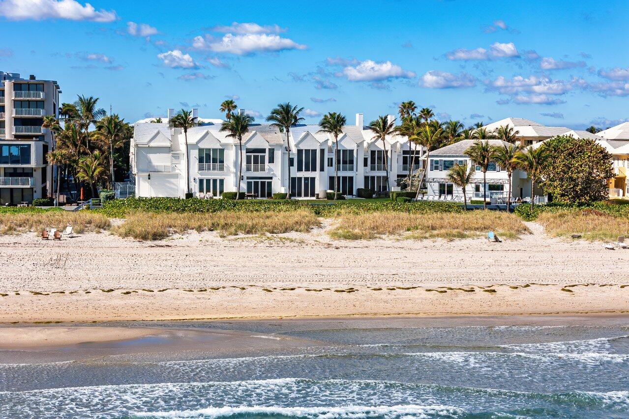 2115 S Ocean Boulevard 10, Delray Beach, Palm Beach County, Florida - 4 Bedrooms  
3.5 Bathrooms - 