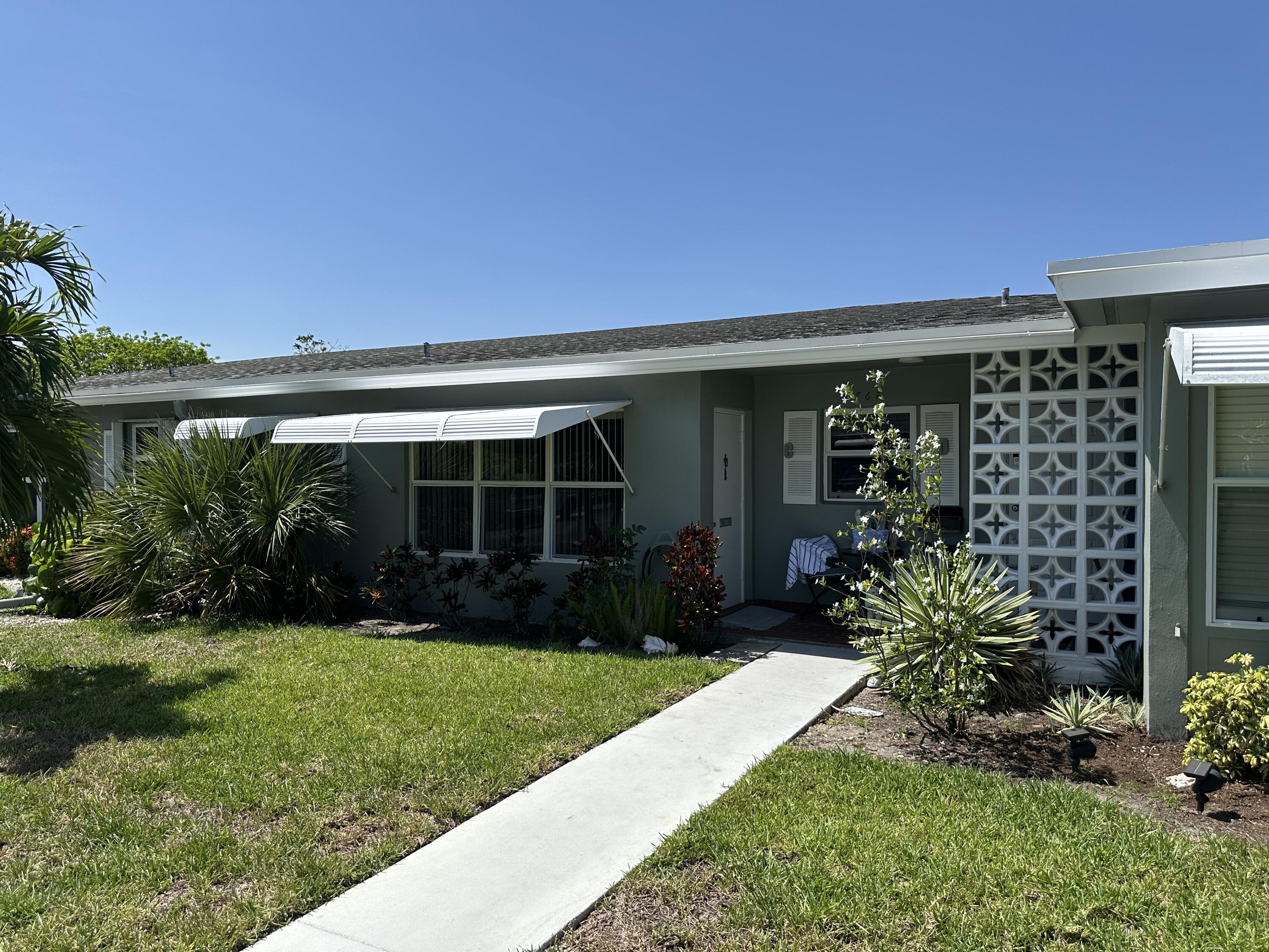 767 E High Point C Drive C, Delray Beach, Palm Beach County, Florida - 1 Bedrooms  
1.5 Bathrooms - 