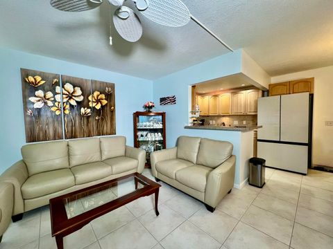 Photo of 43 Tilford C, Deerfield Beach, FL 33442 (MLS # RX-11128842)