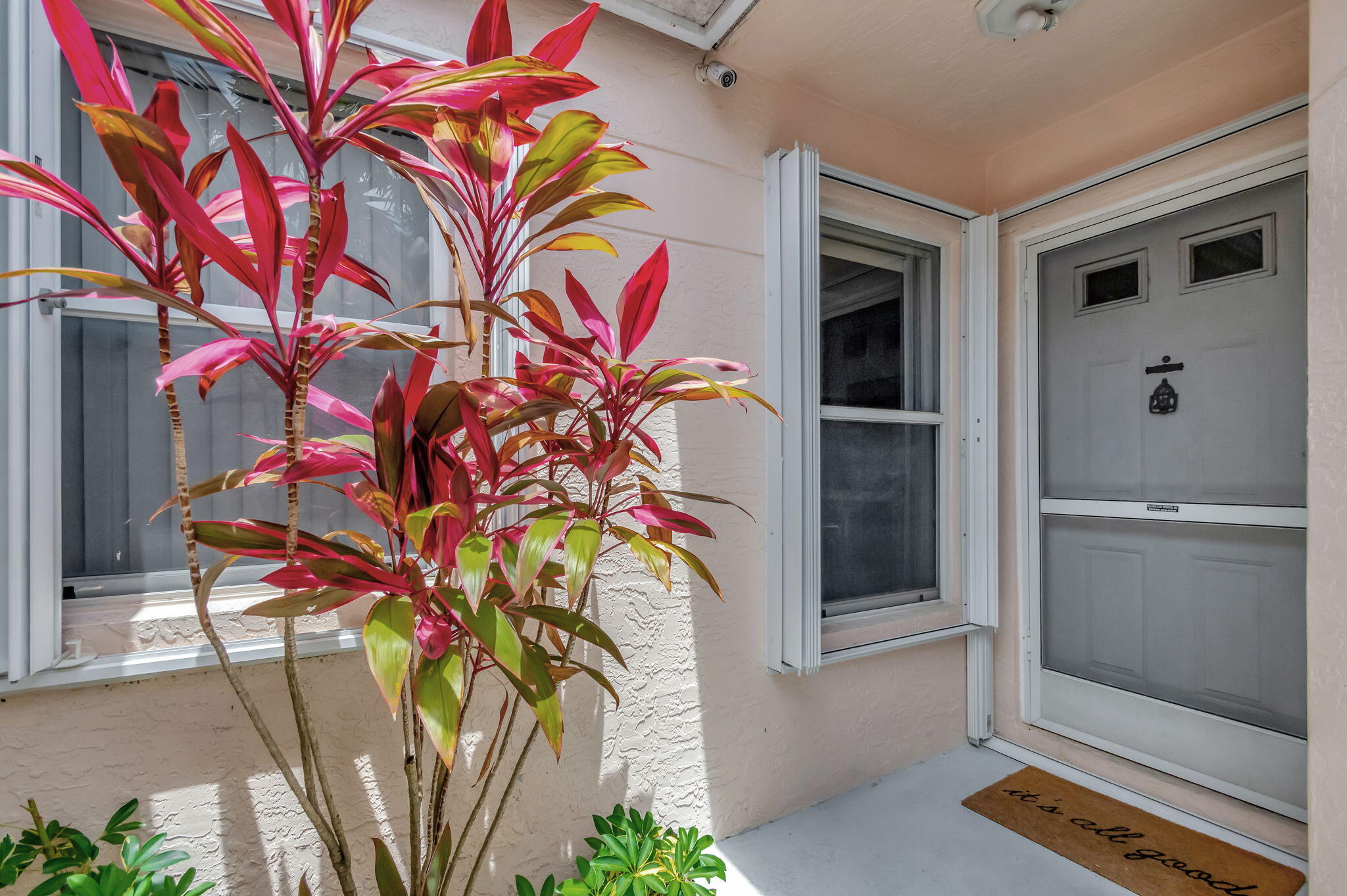 Property for Sale at 1028 Island Manor Drive, Greenacres, Palm Beach County, Florida - Bedrooms: 3 
Bathrooms: 2  - $425,000