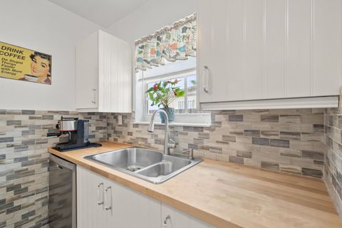 Tiny photo for 4200 NW 12th Avenue, Oakland Park, FL 33309 (MLS # RX-11115369)