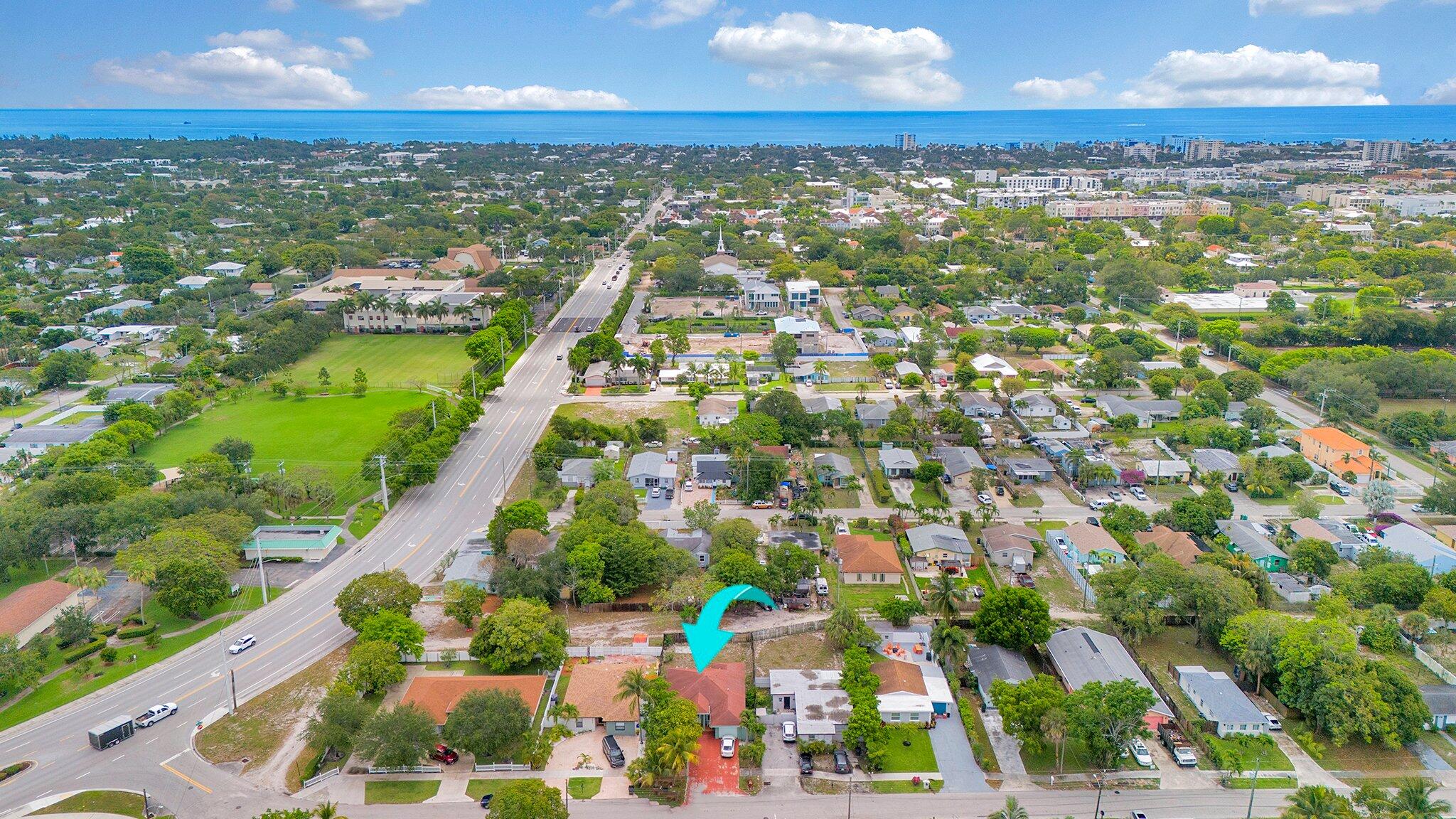 Property for Sale at 339 Nw 5th Avenue, Delray Beach, Palm Beach County, Florida - Bedrooms: 4 
Bathrooms: 2  - $1,100,000