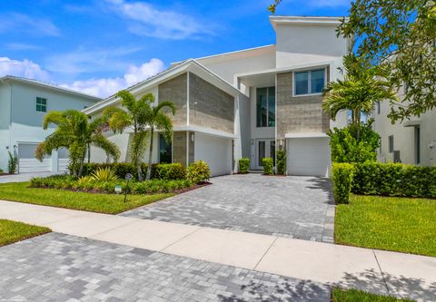 Photo of 13424 Machiavelli Way, Palm Beach Gardens, FL 33418 (MLS # RX-11128547)