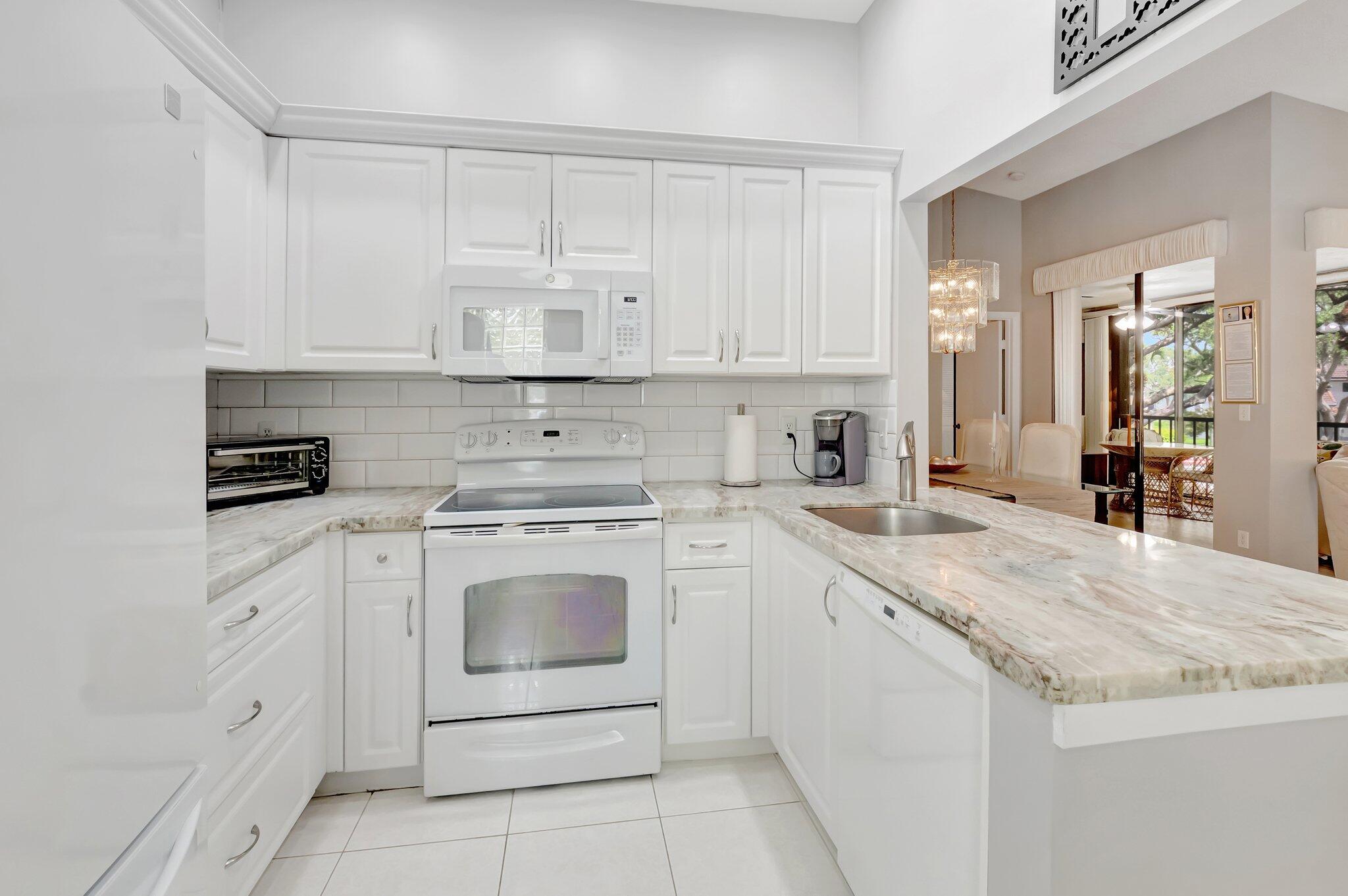 5414 Venetia Court G, Boynton Beach, Palm Beach County, Florida - 3 Bedrooms  
2 Bathrooms - 
