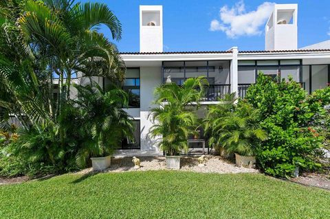 Photo of 1924 Presidential Way #2-C, West Palm Beach, FL 33401 (MLS # RX-11125192)