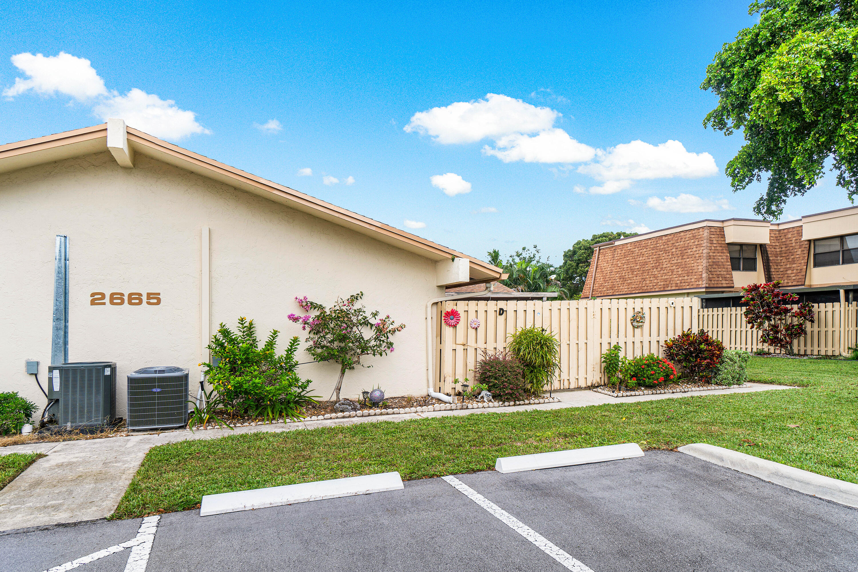 Property for Sale at 2665 Nw 7th Court D, Delray Beach, Palm Beach County, Florida - Bedrooms: 2 
Bathrooms: 2  - $295,000