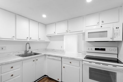 Photo of 470 Executive Center Drive #5k, West Palm Beach, FL 33401 (MLS # RX-11125485)