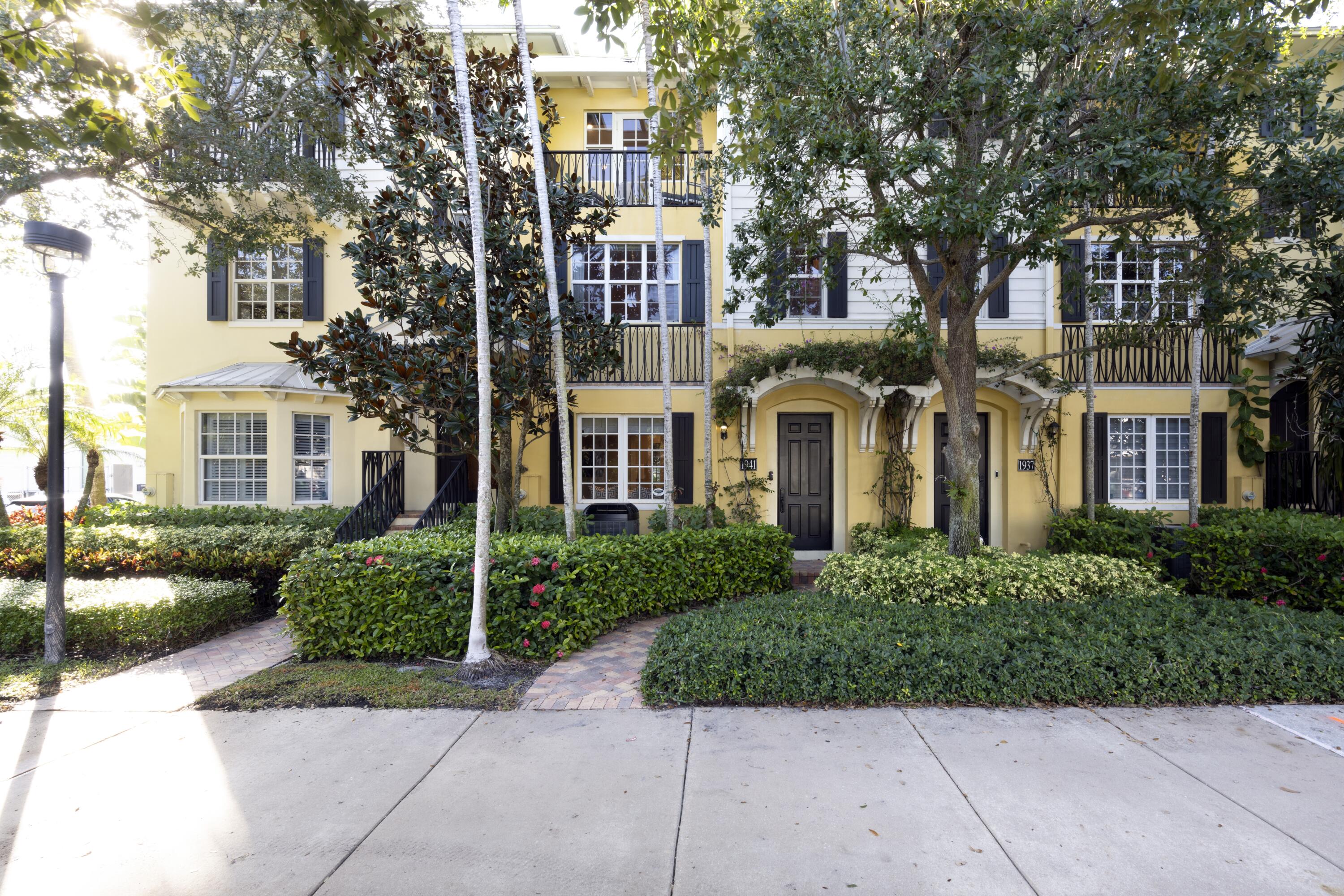 Property for Sale at 1941 S Olive Avenue, West Palm Beach, Palm Beach County, Florida - Bedrooms: 3 
Bathrooms: 3.5  - $1,495,000