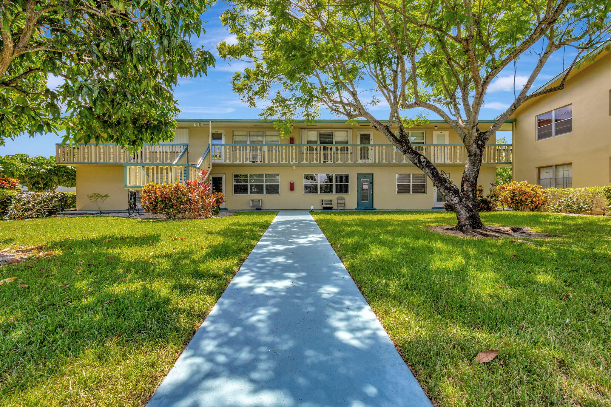 Property for Sale at 110 Dorchester, West Palm Beach, Palm Beach County, Florida - Bedrooms: 1 
Bathrooms: 1  - $110,000