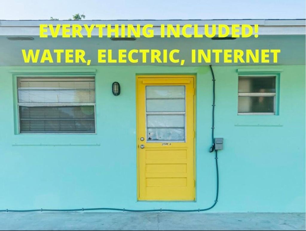 Photo of 2546 NE Hickory Avenue #B Efficiency, Jensen Beach, FL 34957 (MLS # RX-10998024)