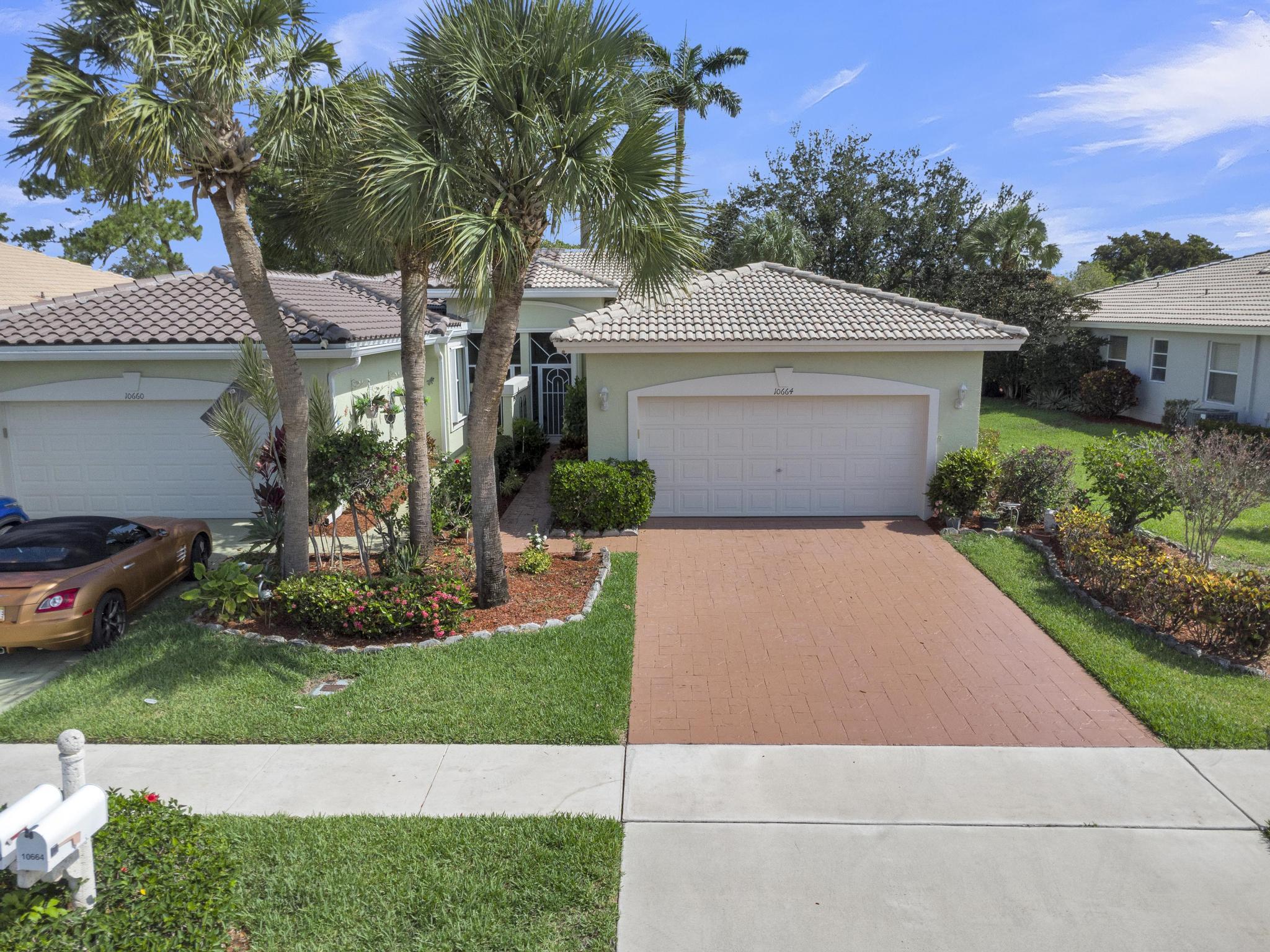 10664 Royal Caribbean Circle, Boynton Beach, Palm Beach County, Florida - 3 Bedrooms  
2 Bathrooms - 