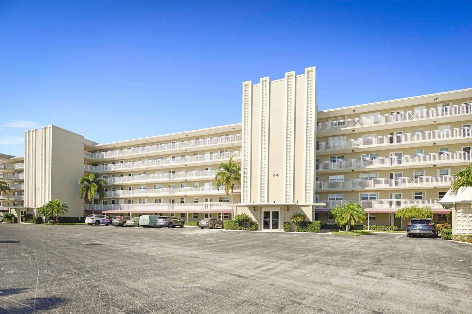 Property for Sale at 44 Yacht Club Drive 212, North Palm Beach, Miami-Dade County, Florida - Bedrooms: 2 
Bathrooms: 2  - $475,000