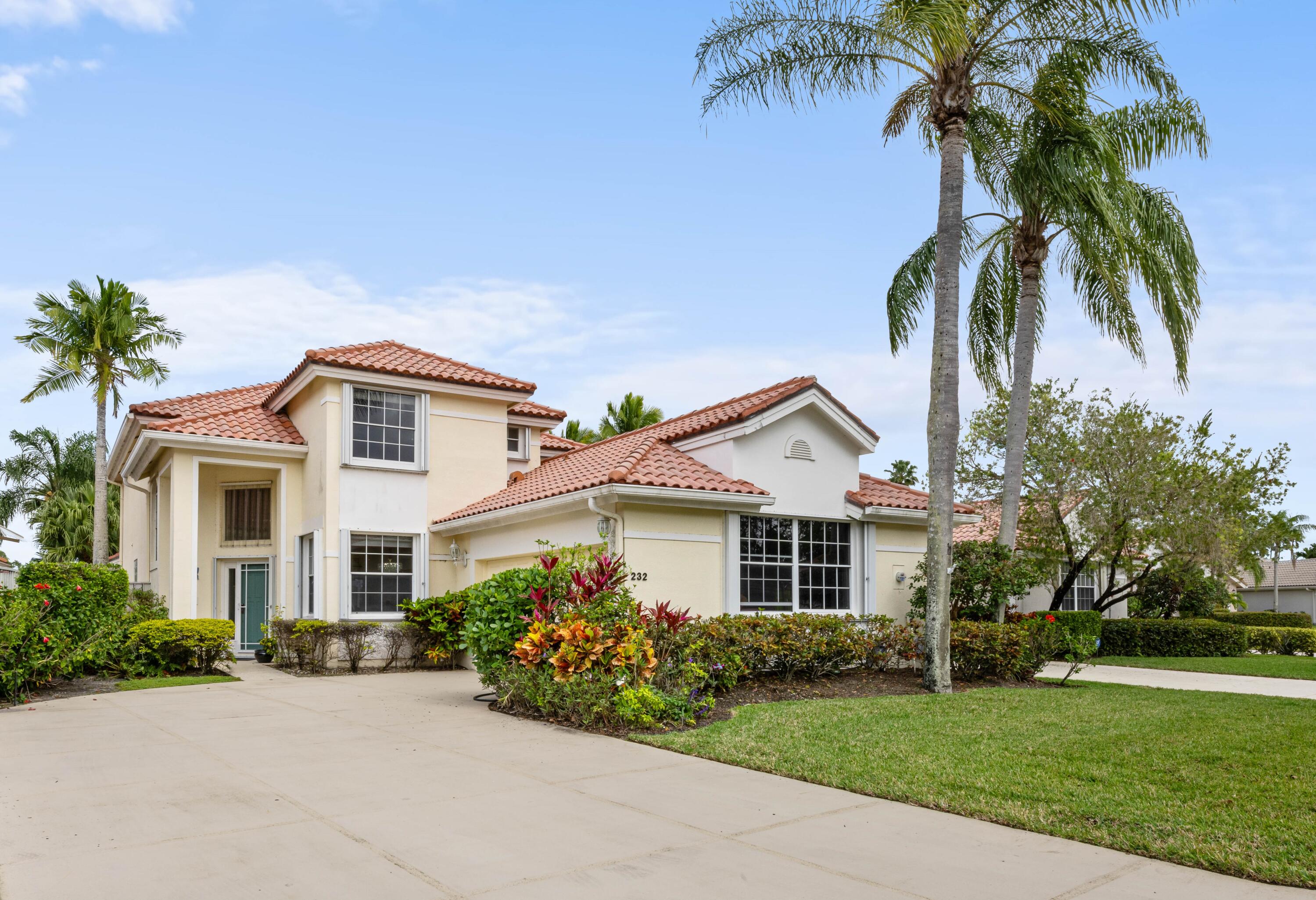 Property for Sale at 232 Eagleton Lake Boulevard, Palm Beach Gardens, Palm Beach County, Florida - Bedrooms: 4 
Bathrooms: 3.5  - $1,050,000