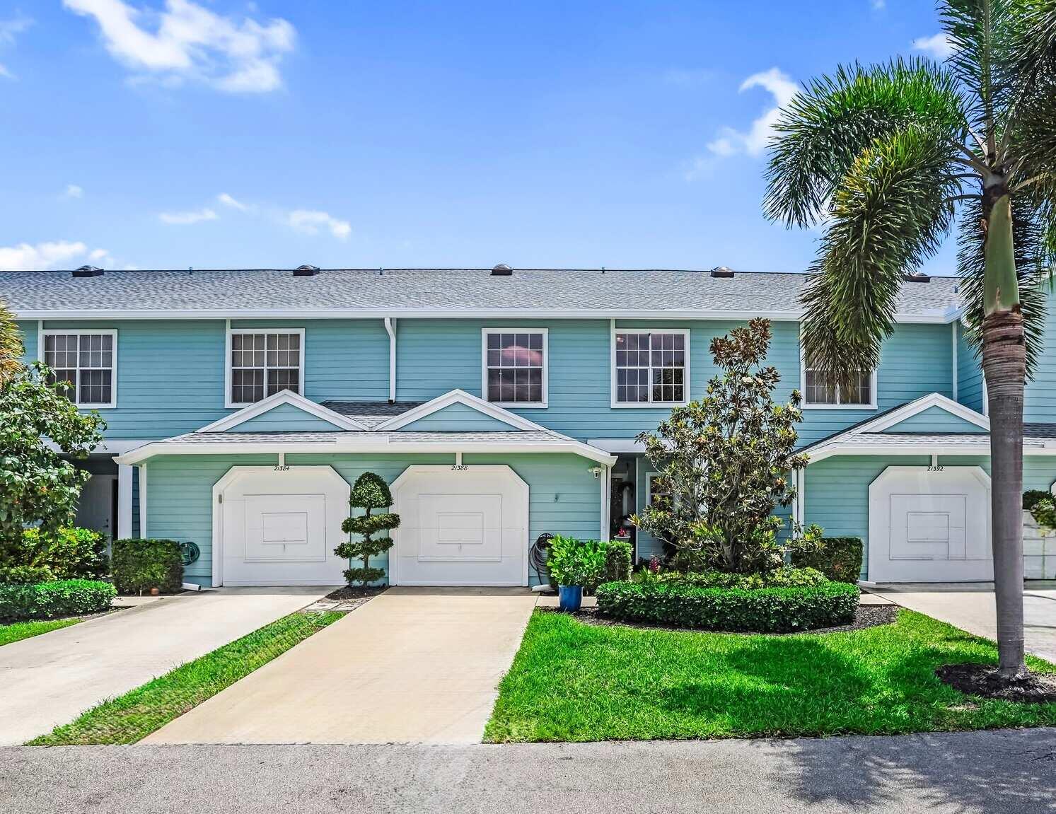 21388 Pagosa Court, Boca Raton, Palm Beach County, Florida - 3 Bedrooms  
2.5 Bathrooms - 