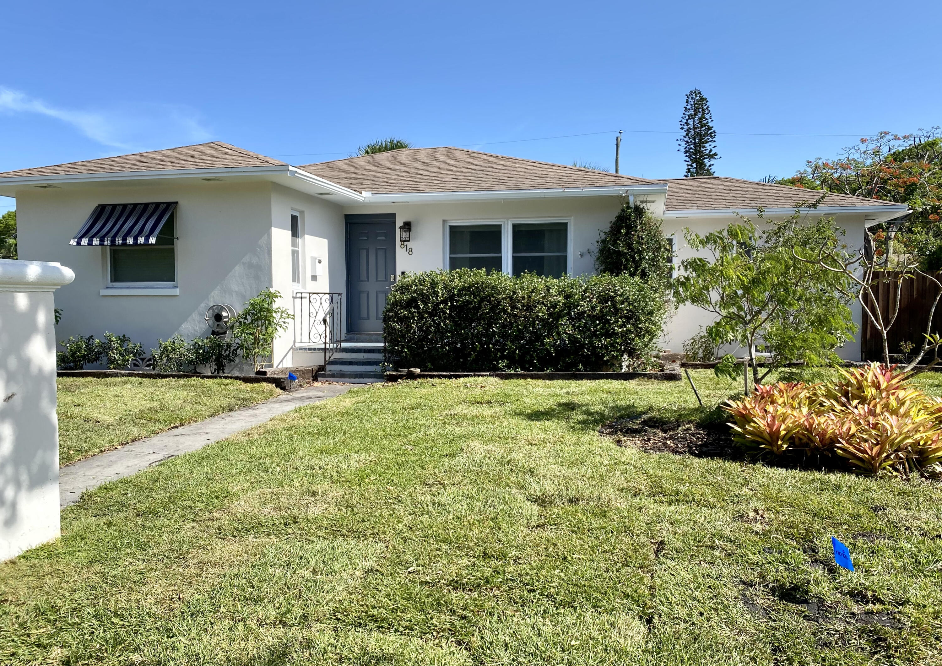 Photo 1 of 818 Forest Hill Boulevard, West Palm Beach, Florida, $385,000, Web #: 10720543