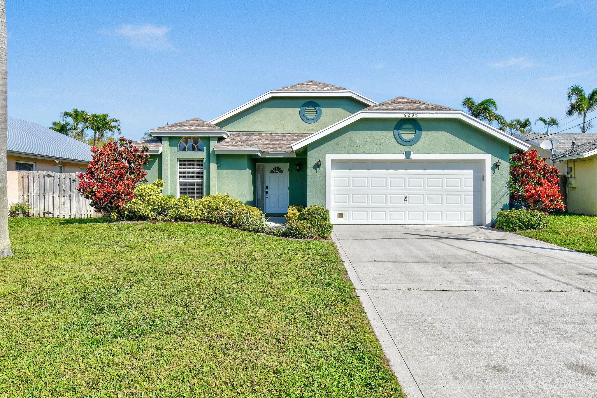 6293 Michael Street, Jupiter, Palm Beach County, Florida - 3 Bedrooms  
2 Bathrooms - 
