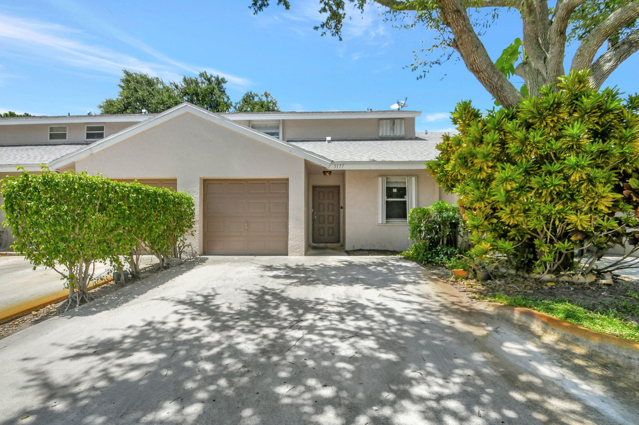 5177 Pine Abbey Drive, West Palm Beach, Palm Beach County, Florida - 3 Bedrooms  
3 Bathrooms - 