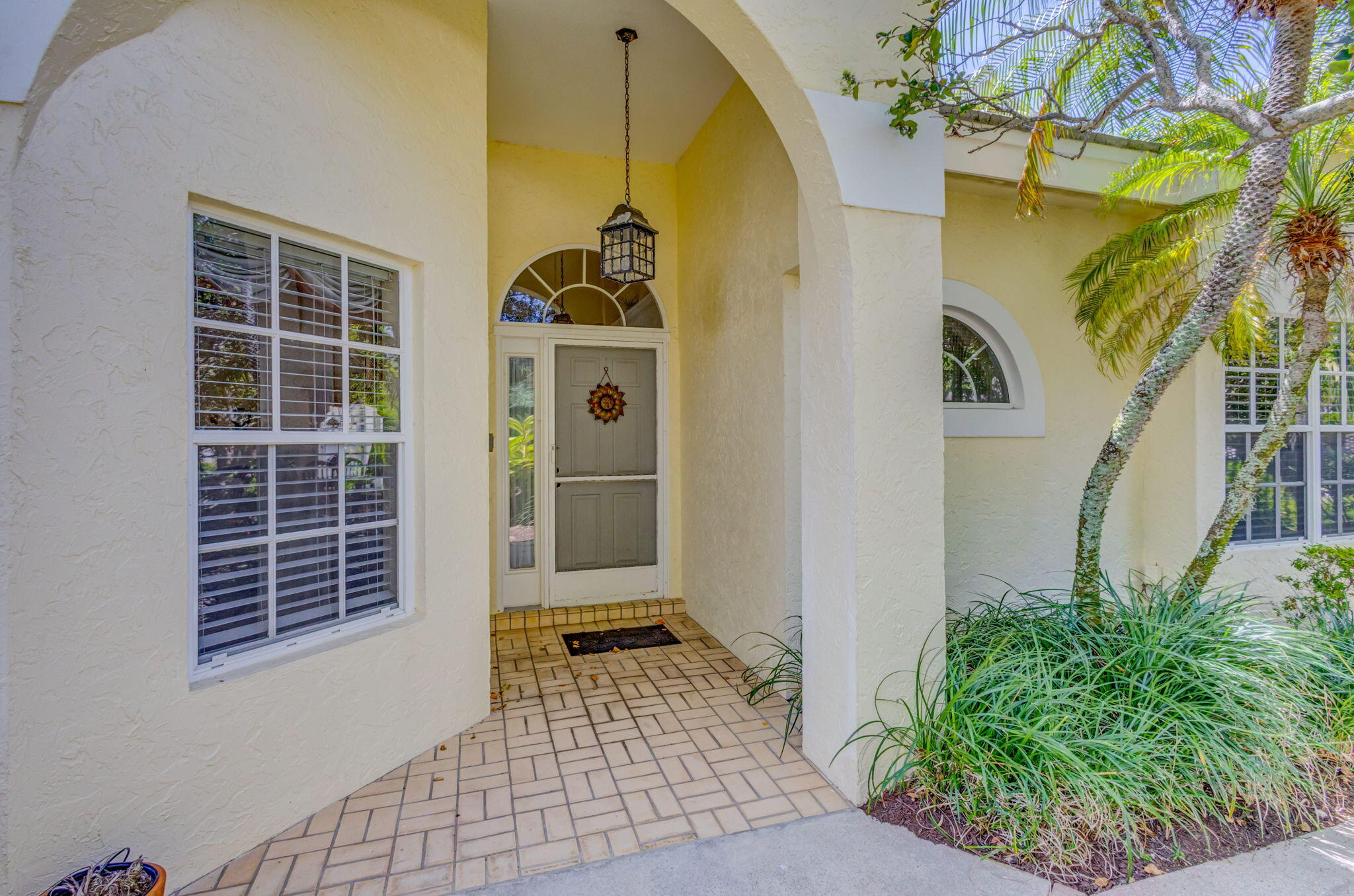 Property for Sale at 16550 Riverwind Court, Jupiter, Palm Beach County, Florida - Bedrooms: 3 
Bathrooms: 3  - $1,364,000