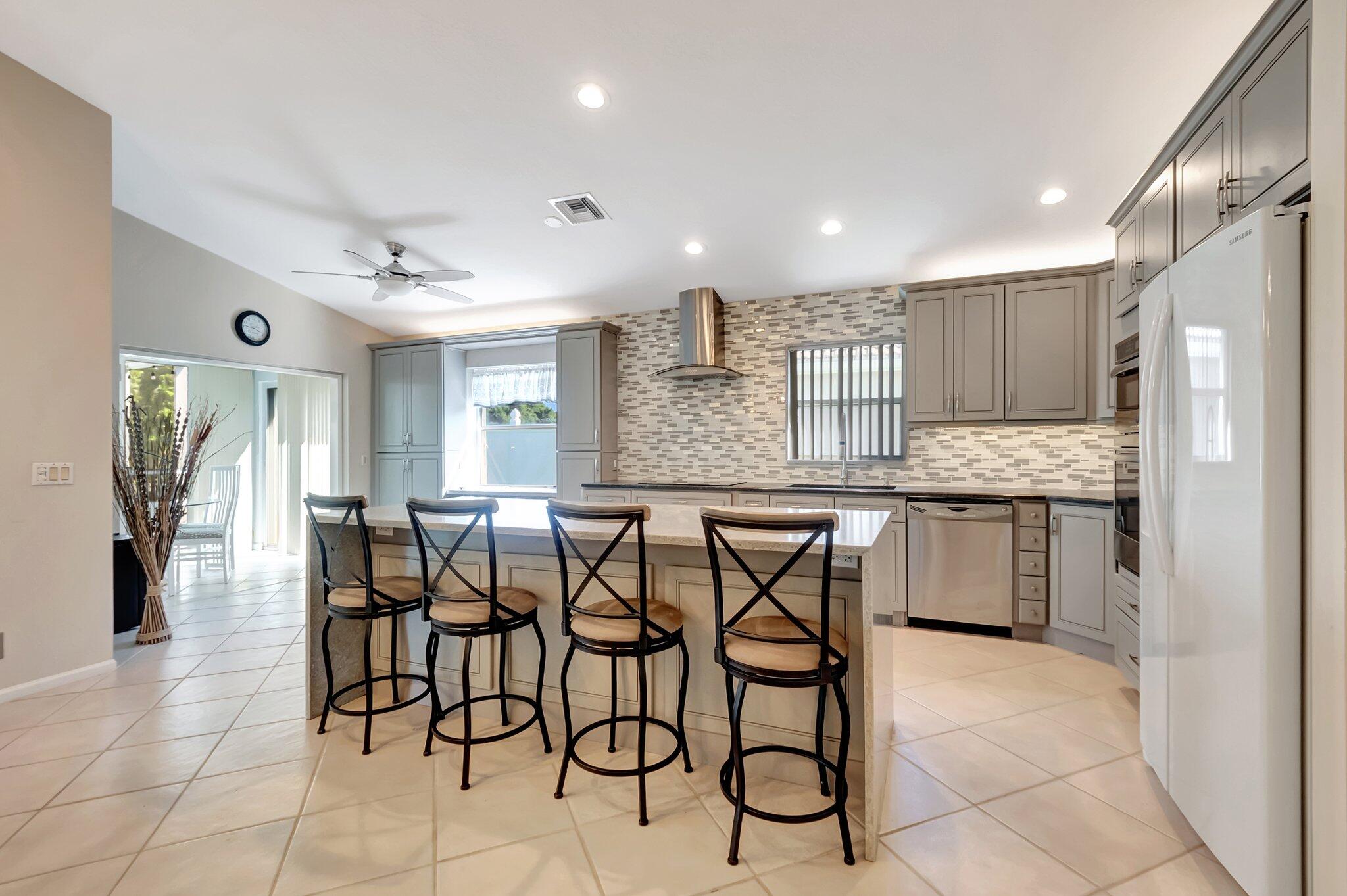 6761 Sun River Road, Boynton Beach, Palm Beach County, Florida - 3 Bedrooms  
2 Bathrooms - 