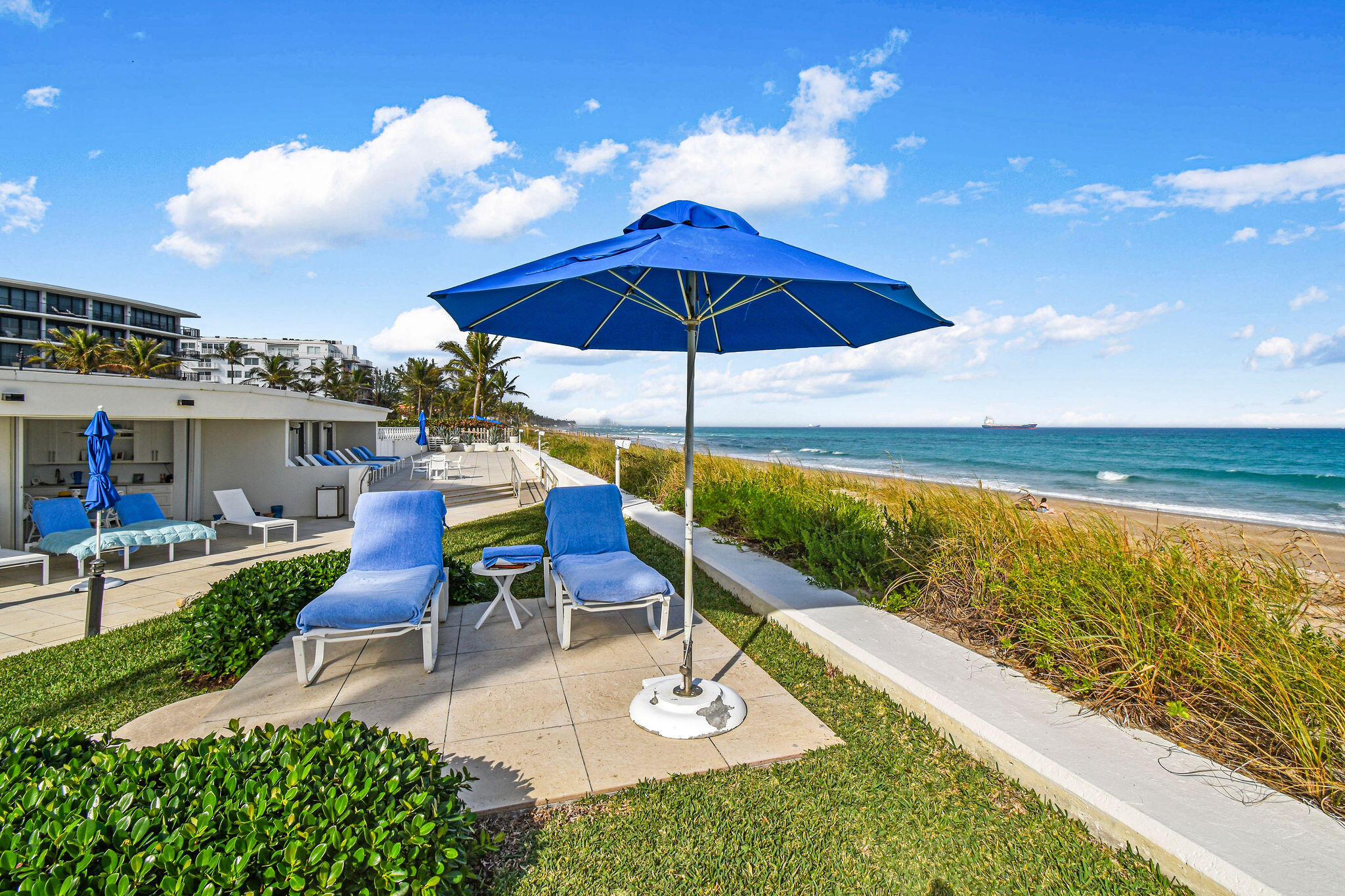 Property for Sale at 100 Sunrise Avenue 219, Palm Beach, Palm Beach County, Florida - Bedrooms: 2 
Bathrooms: 2  - $2,650,000