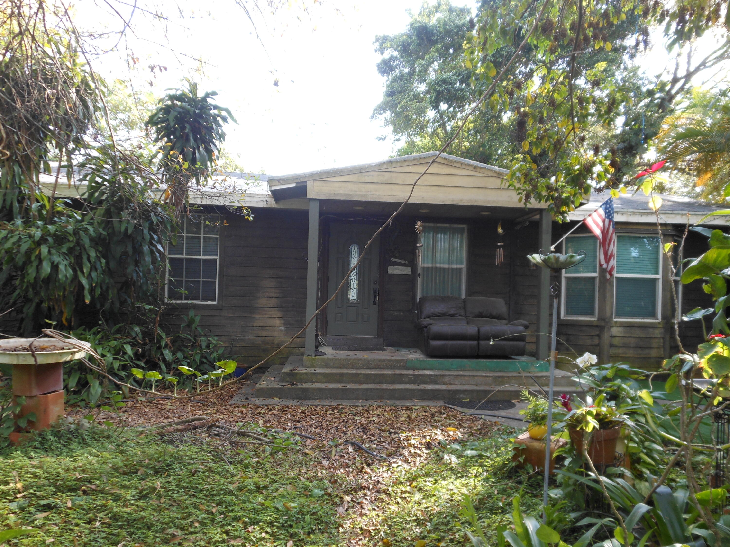 Property for Sale at 13654 N 63rd Lane, The Acreage, Palm Beach County, Florida - Bedrooms: 2 
Bathrooms: 1.5  - $449,000