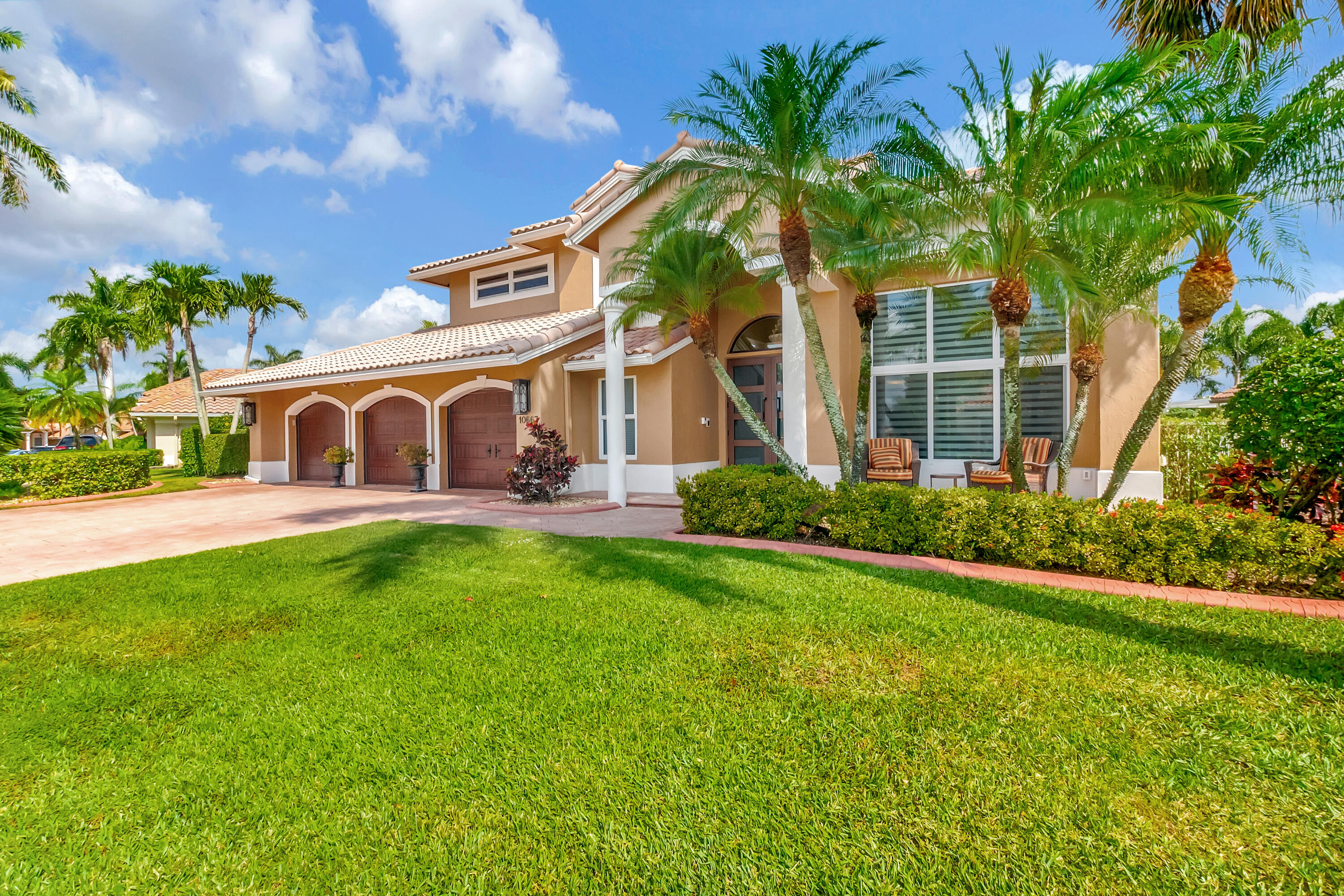 Property for Sale at 10667 Maple Chase Drive, Boca Raton, Palm Beach County, Florida - Bedrooms: 5 
Bathrooms: 5  - $1,449,000