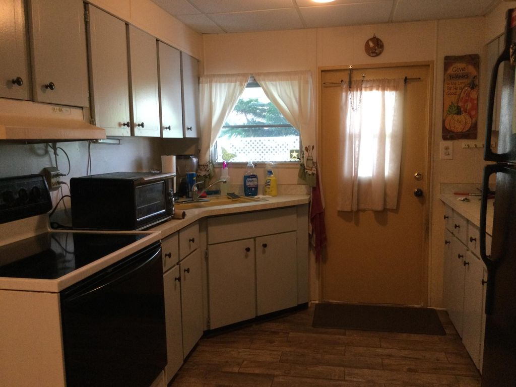 Photo of 16 S Granada Ln, Port Saint Lucie, FL 34952 (MLS # RX-11104152)