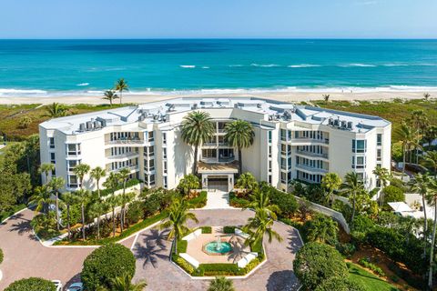 Photo of 2920 SE Dune Drive #220, Stuart, FL 34996 (MLS # RX-11118273)
