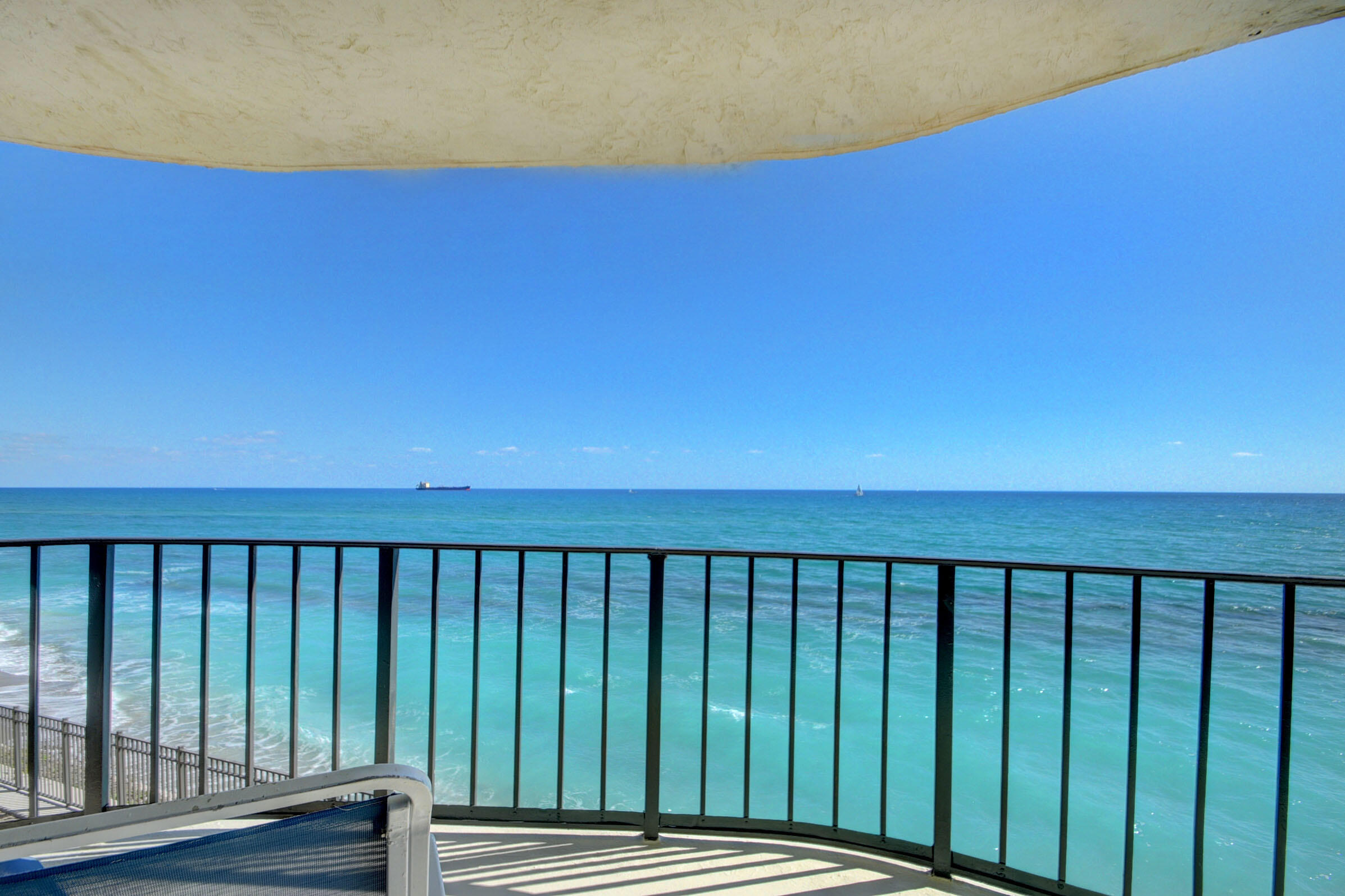 5420 N Ocean Drive 301, Singer Island, Palm Beach County, Florida - 2 Bedrooms  
2 Bathrooms - 