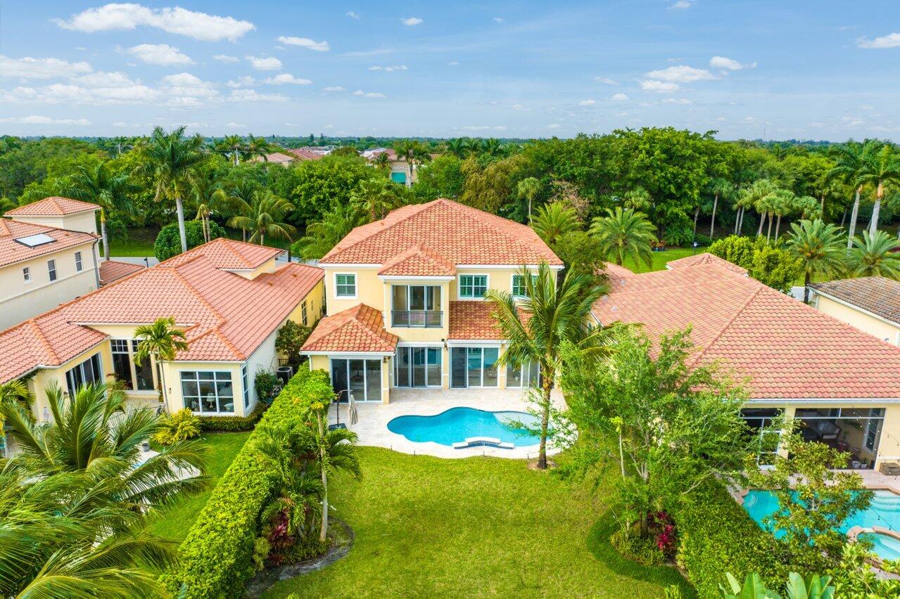 Property for Sale at 12270 Sunnydale Drive, Wellington, Palm Beach County, Florida - Bedrooms: 6 
Bathrooms: 4.5  - $2,750,000
