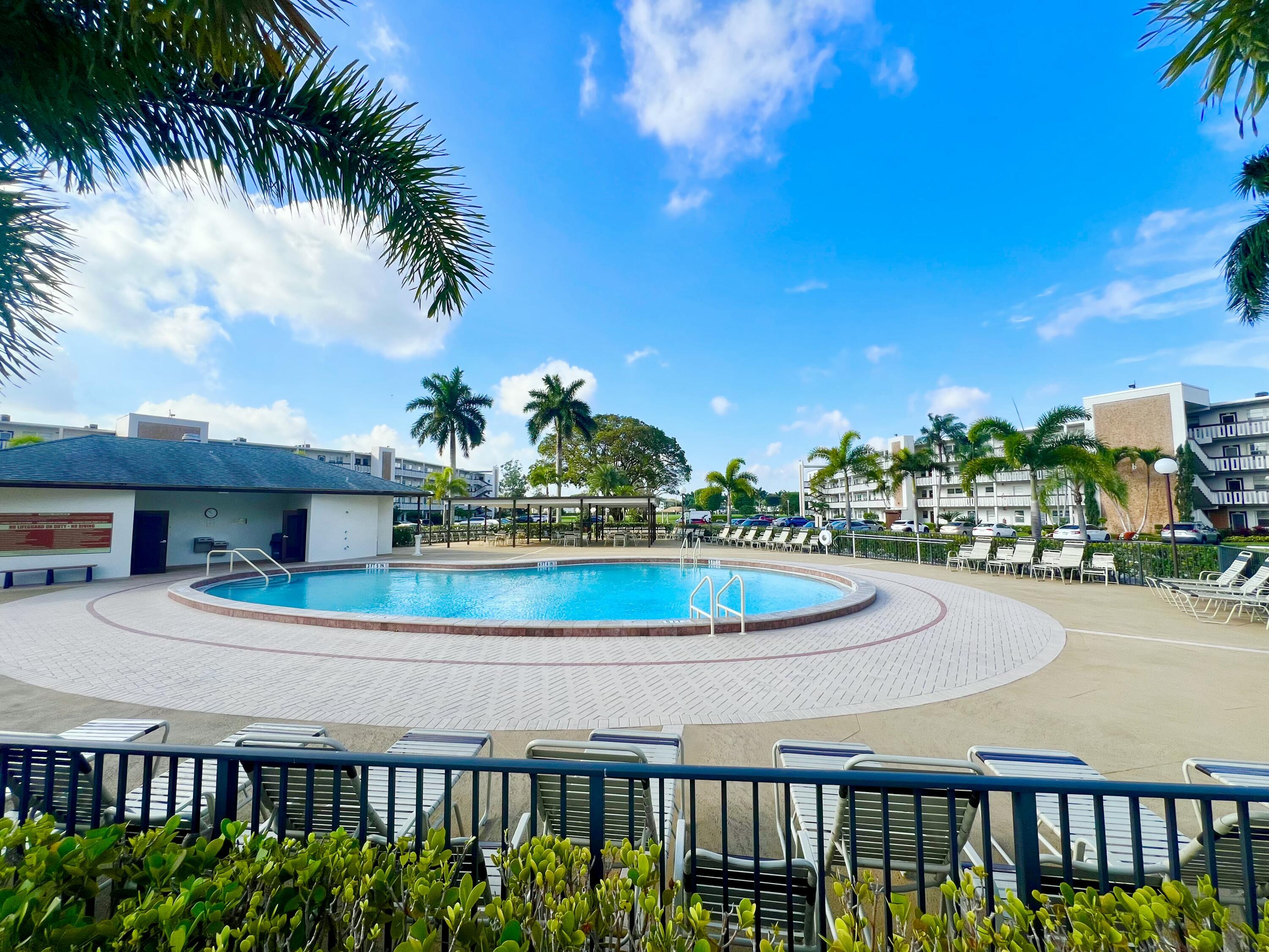 2038 Hythe C, Boca Raton, Palm Beach County, Florida - 2 Bedrooms  
2 Bathrooms - 