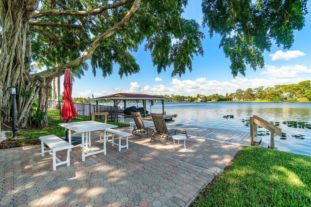 6647 Paul Mar Drive, Lake Worth, Palm Beach County, Florida - 3 Bedrooms  
2 Bathrooms - 