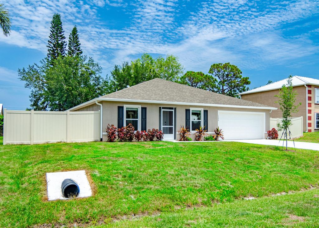 Photo of 1580 Eastlake Lane, Sebastian, FL 32958 (MLS # RX-11090349)