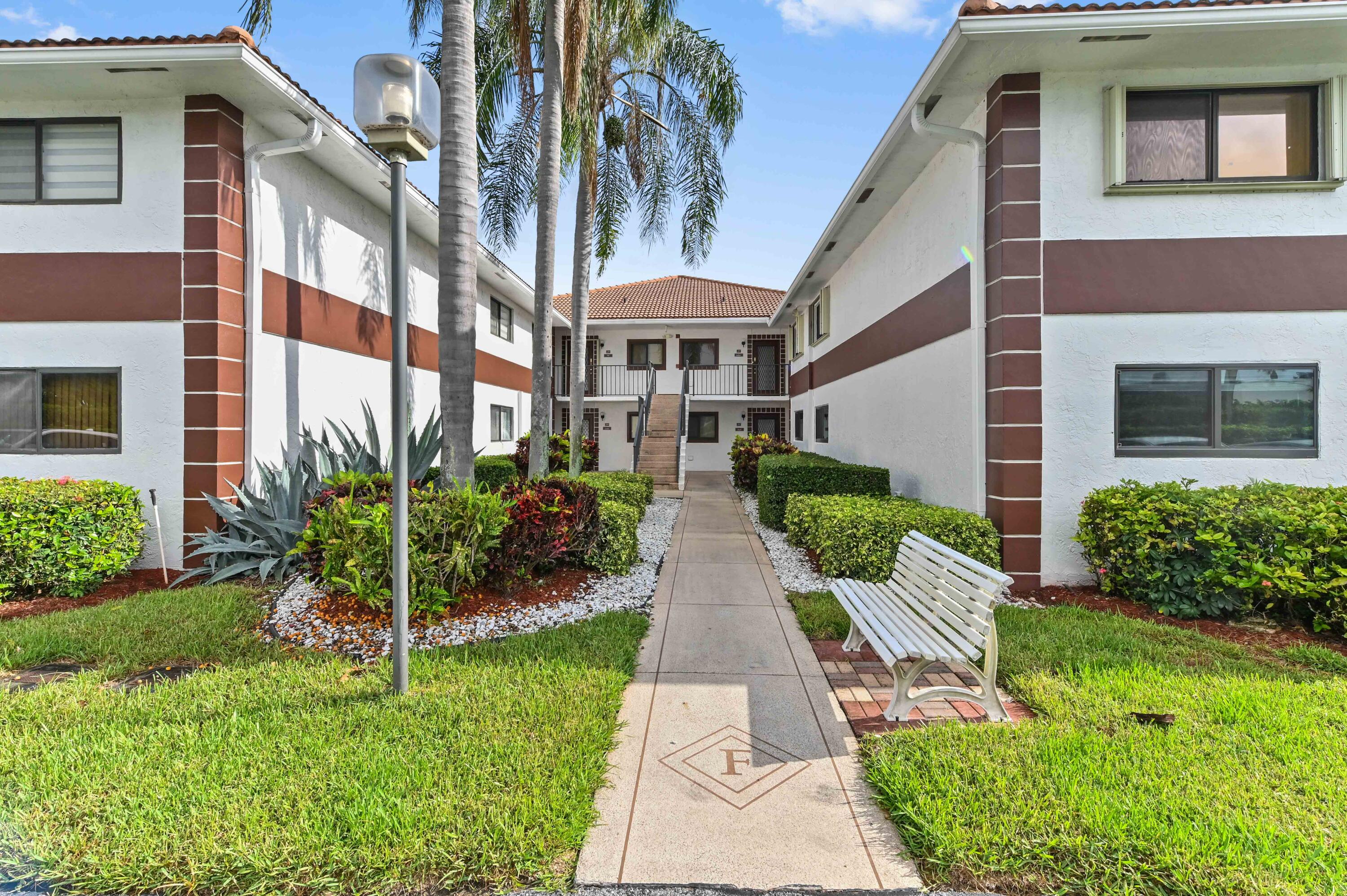 15451 Pembridge Drive 207, Delray Beach, Palm Beach County, Florida - 2 Bedrooms  
2 Bathrooms - 