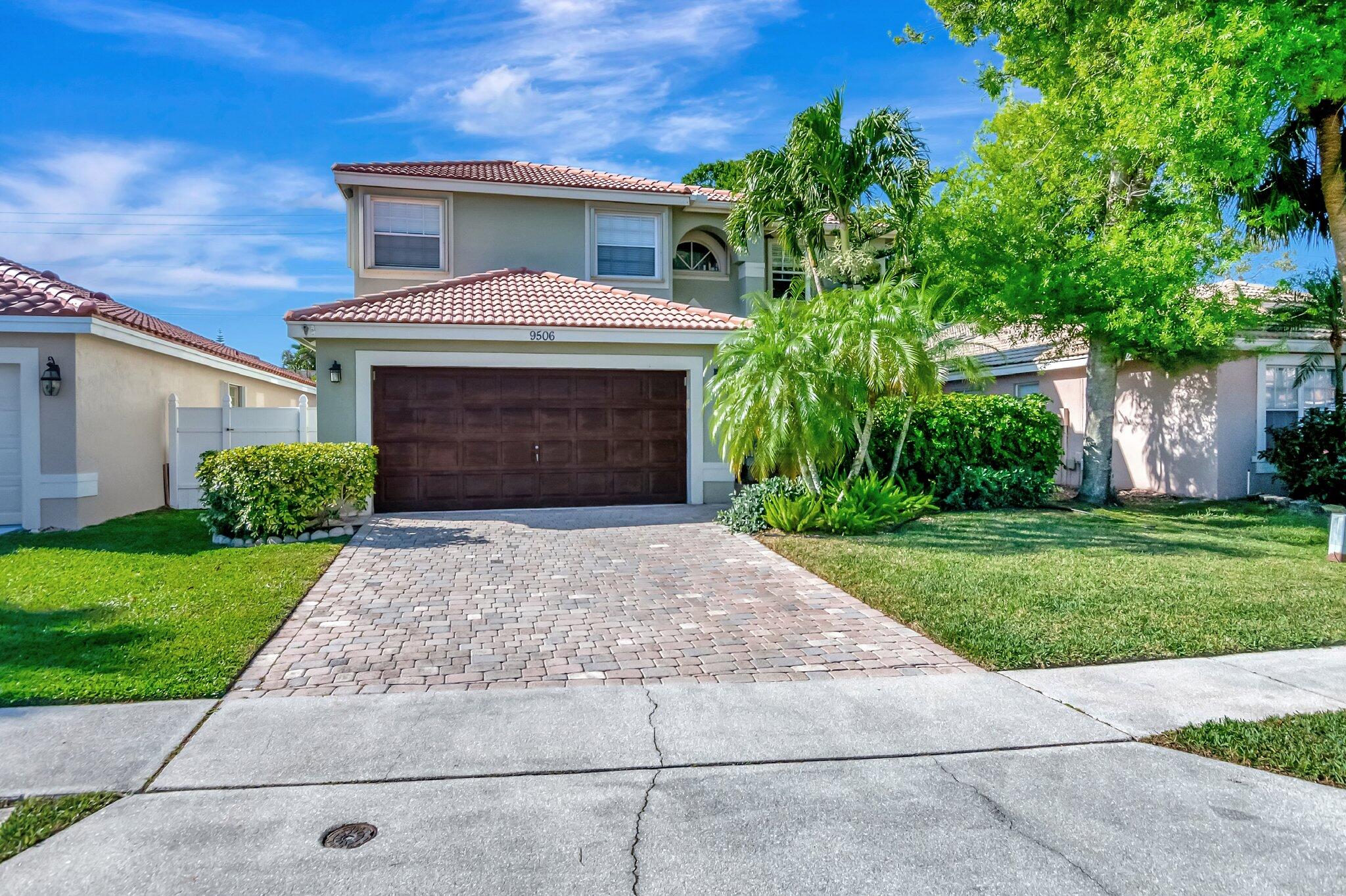 9506 Fox Trot Lane, Boca Raton, Palm Beach County, Florida - 4 Bedrooms  
2.5 Bathrooms - 