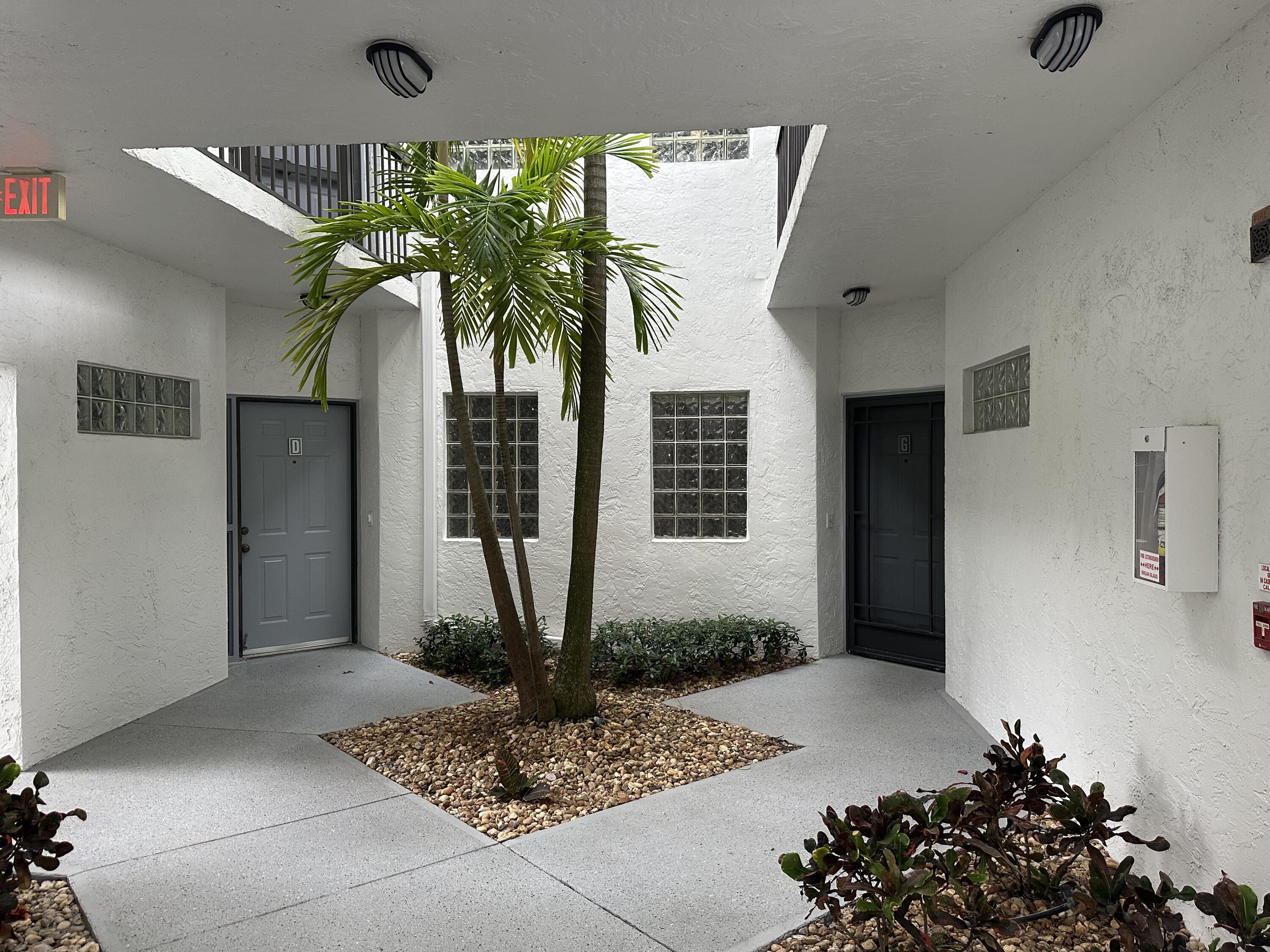 5451 Verona Drive G, Boynton Beach, Palm Beach County, Florida - 2 Bedrooms  
2 Bathrooms - 